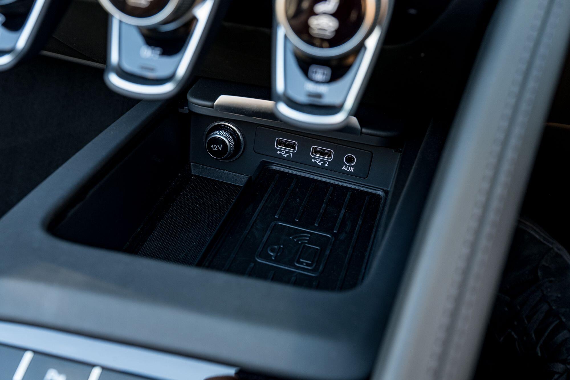Audi R8 view 72