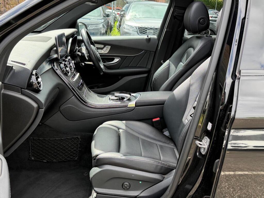 Mercedes-Benz GLC view 17