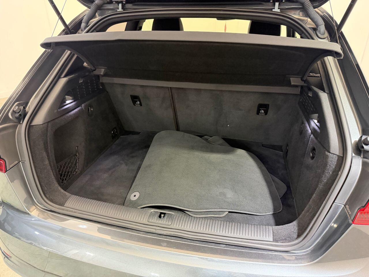 Audi A3 view 24