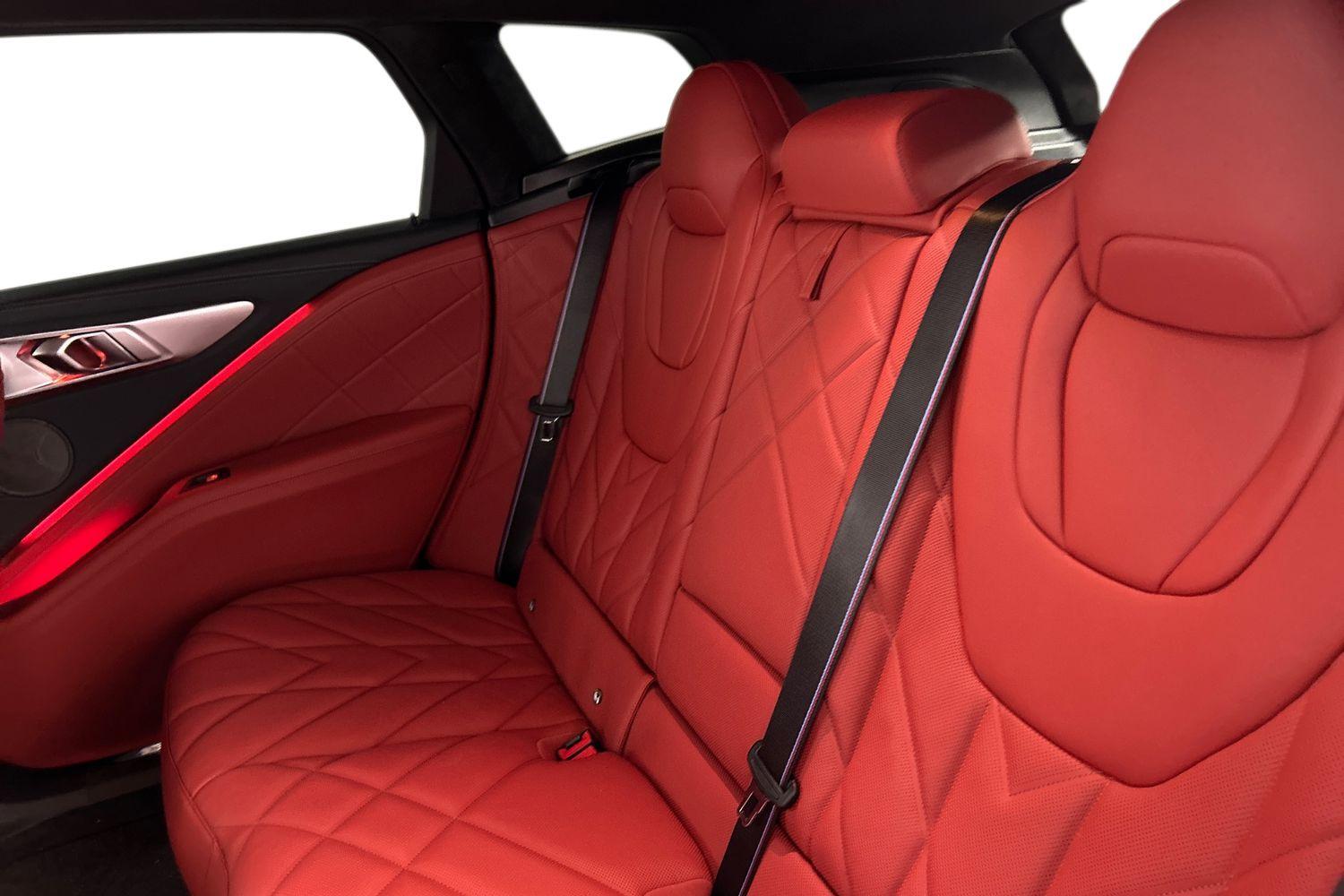 BMW XM view 13