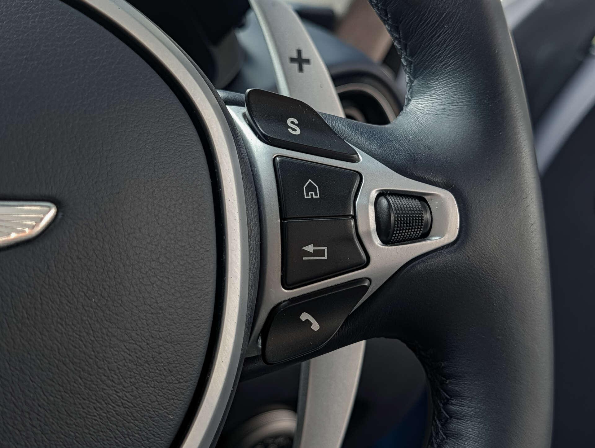 Aston Martin Vantage view 27