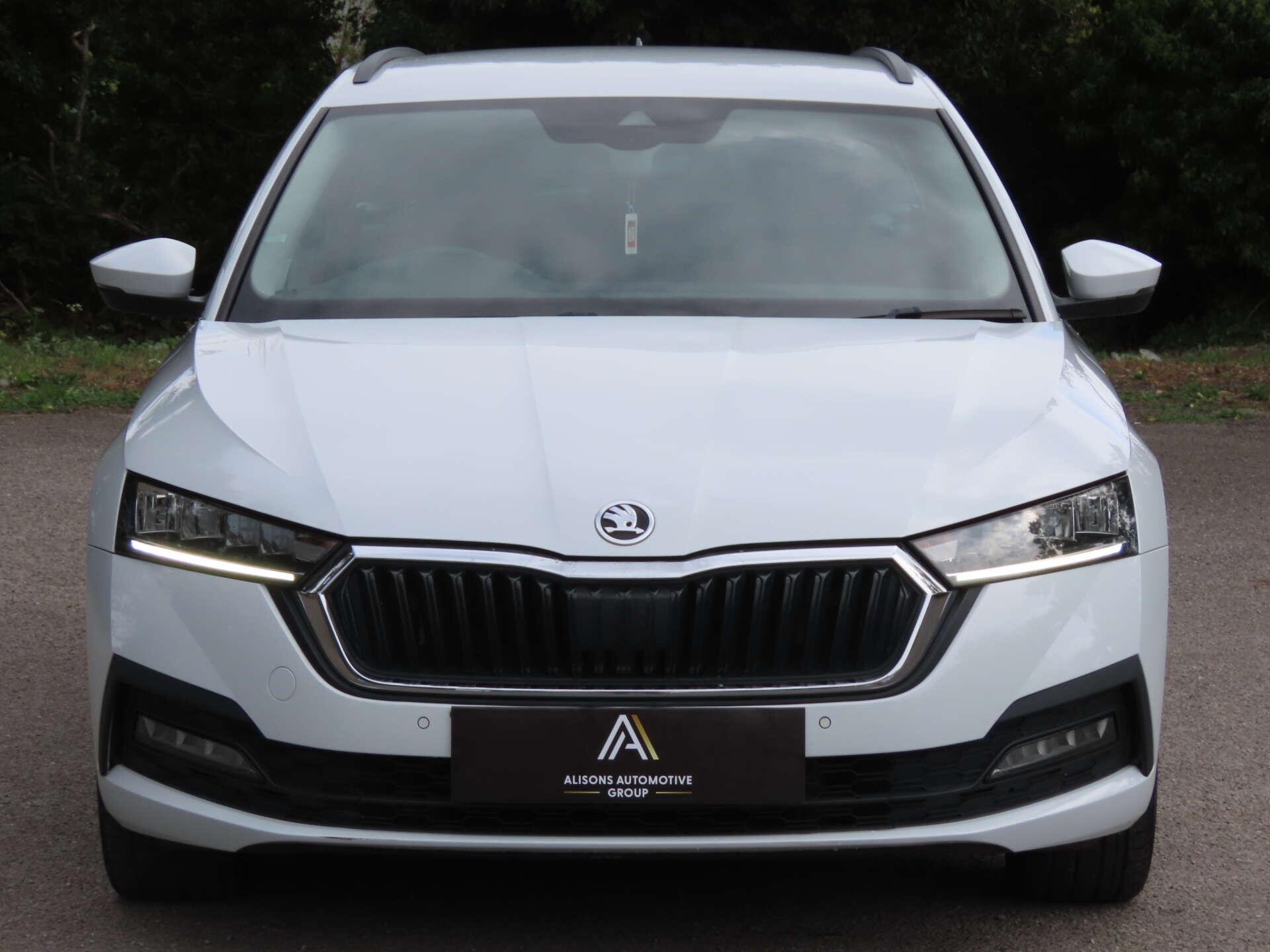 Skoda Octavia view 2