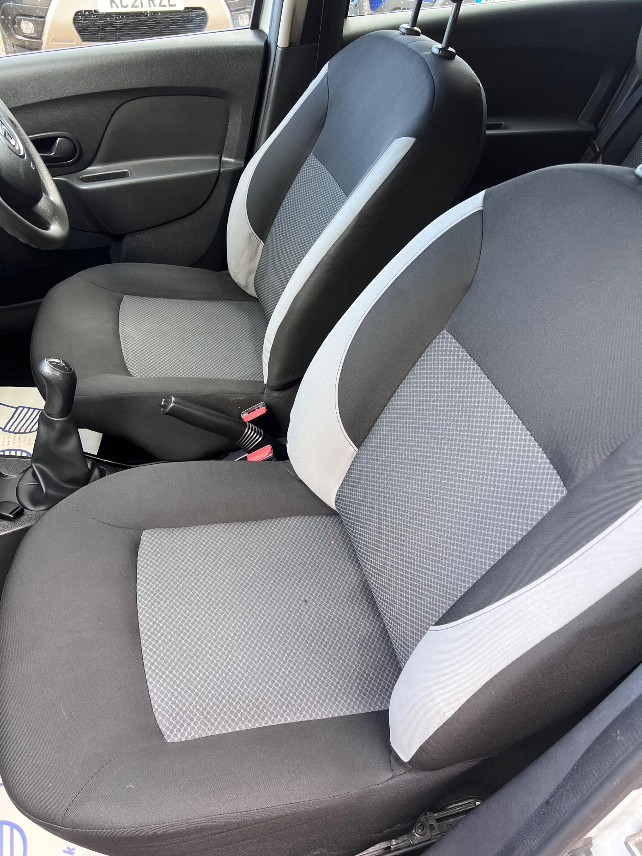 Dacia Logan MCV view 47