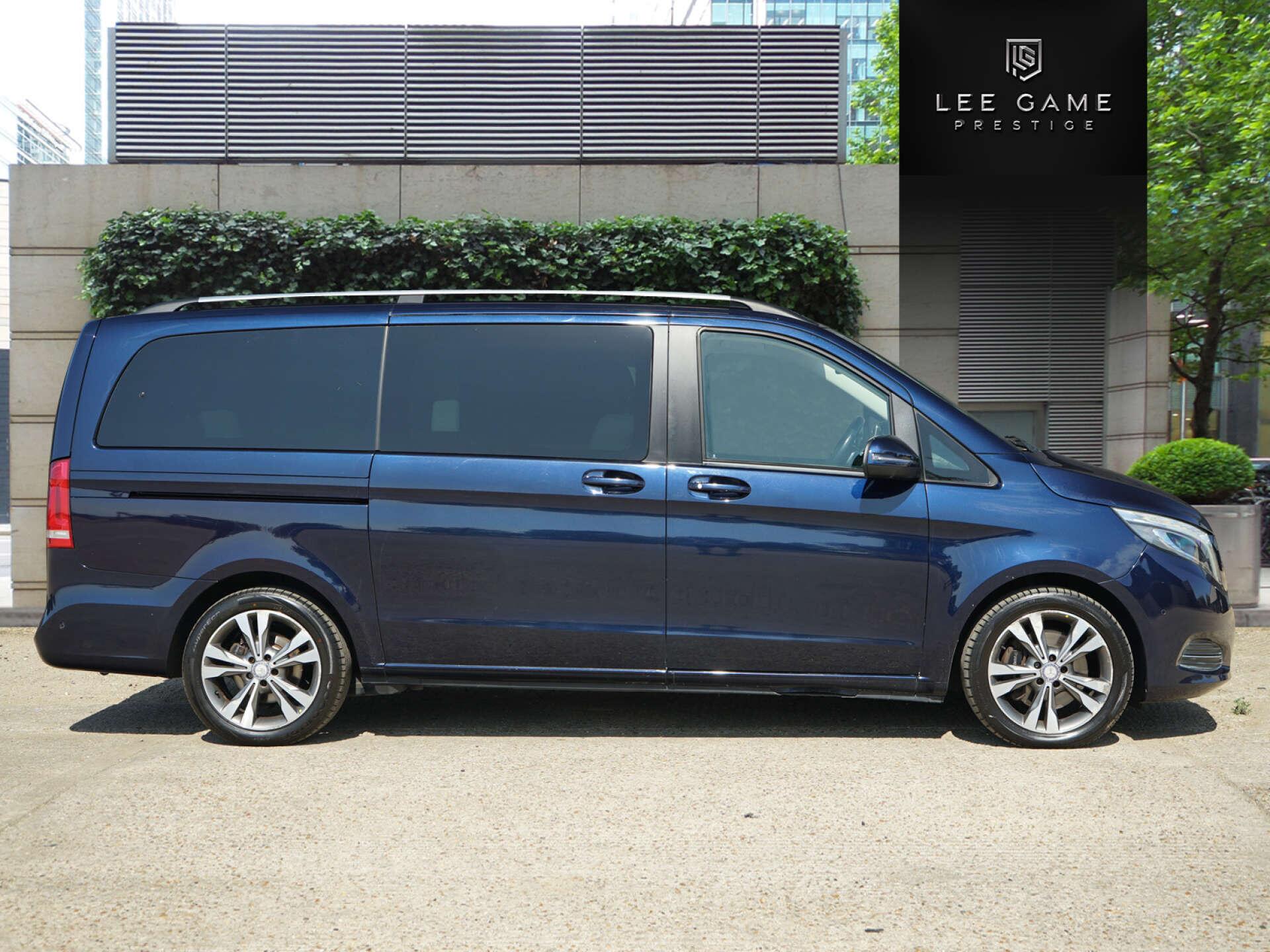 Mercedes-Benz V-Class view 17