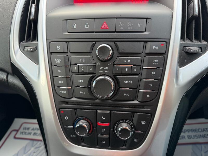 2015 Vauxhall Astra 1.4i SRi Euro 6 5dr • 24,139 miles image 31