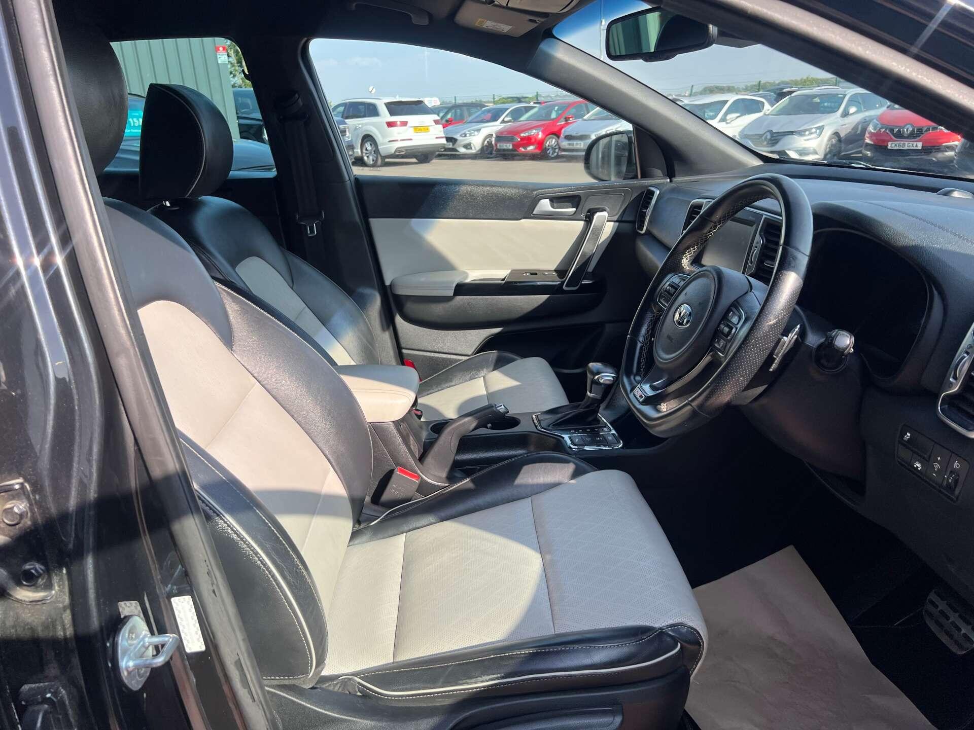 Kia Sportage view 18