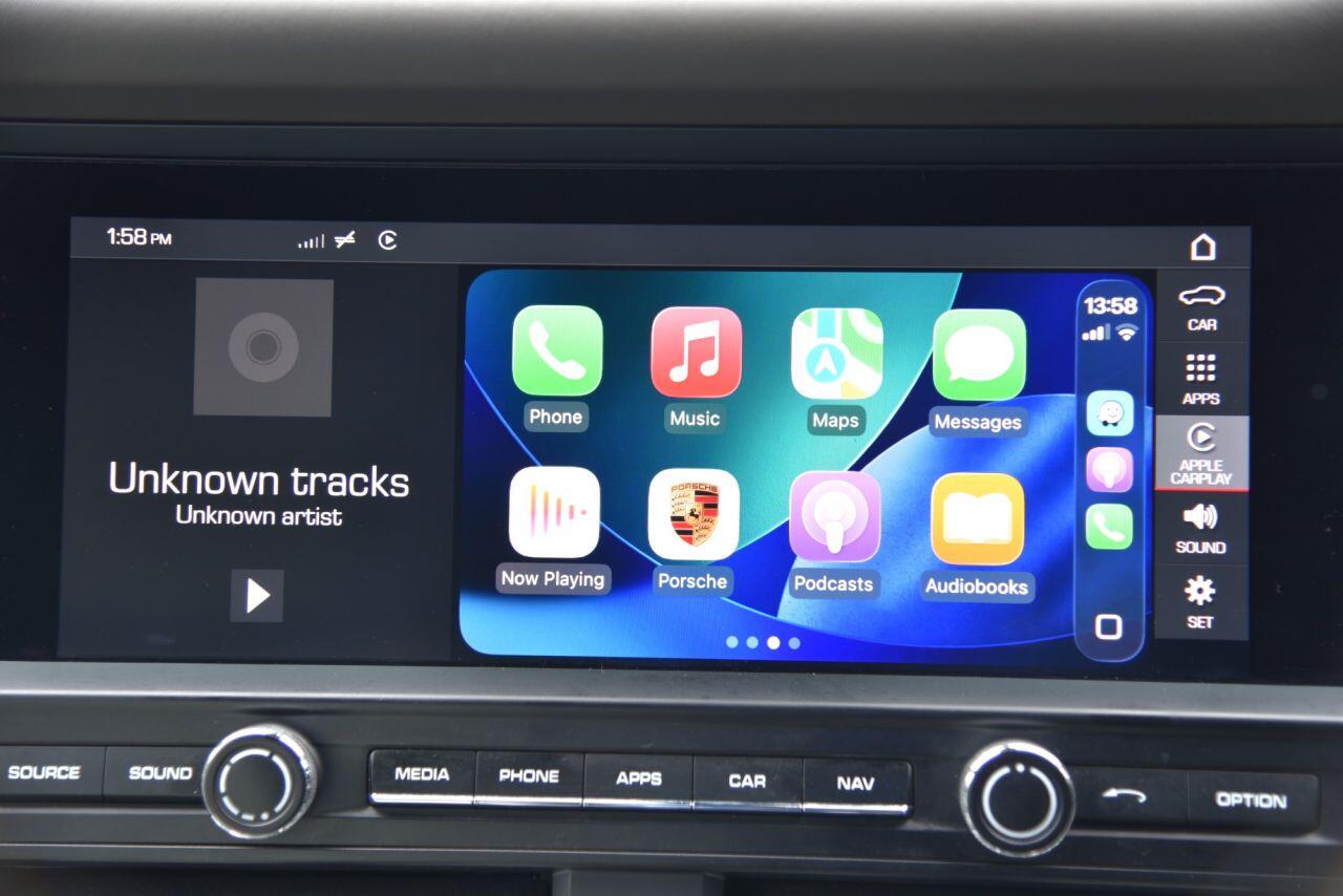 Porsche Macan view 7