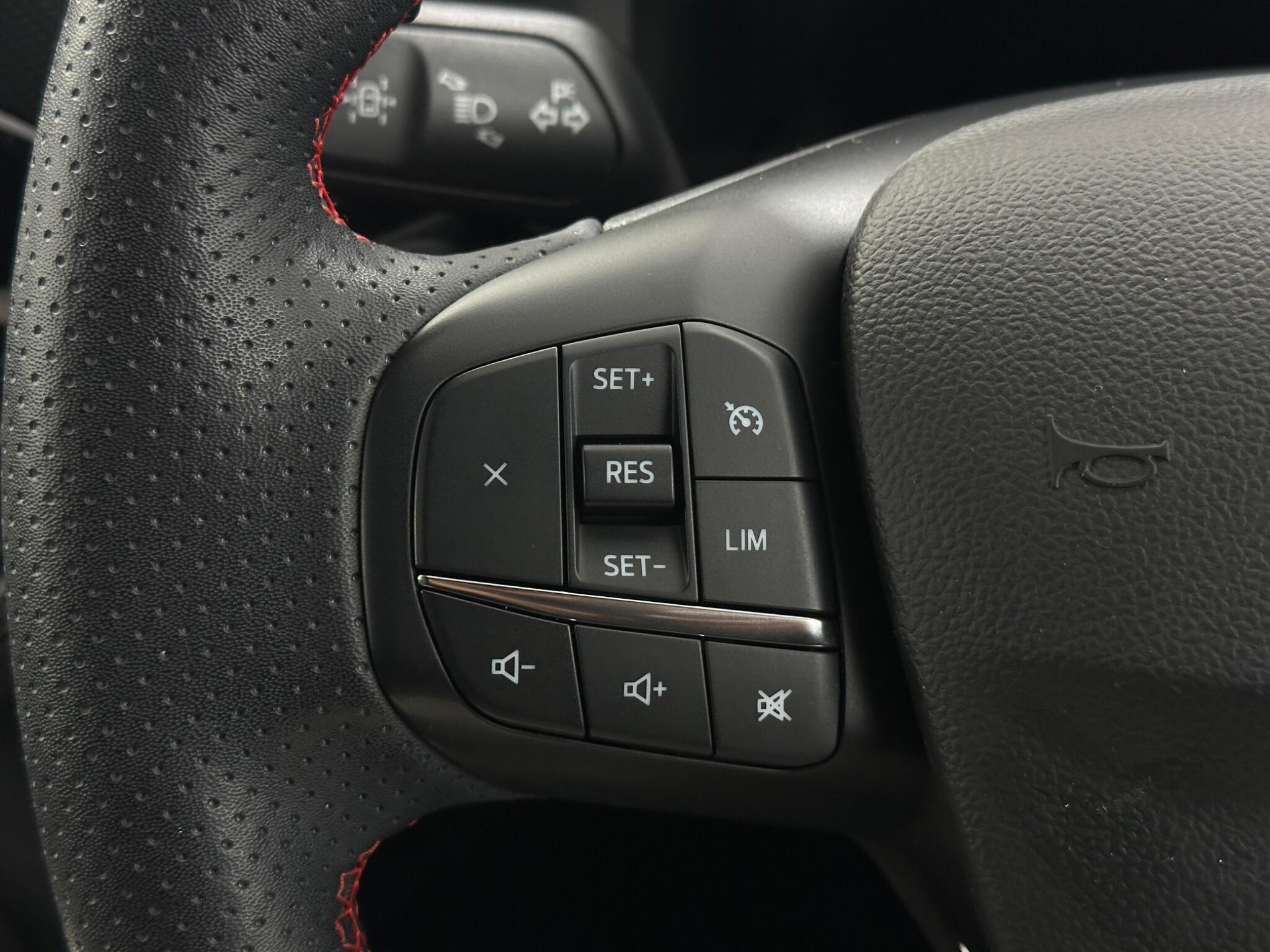 Ford Kuga view 15