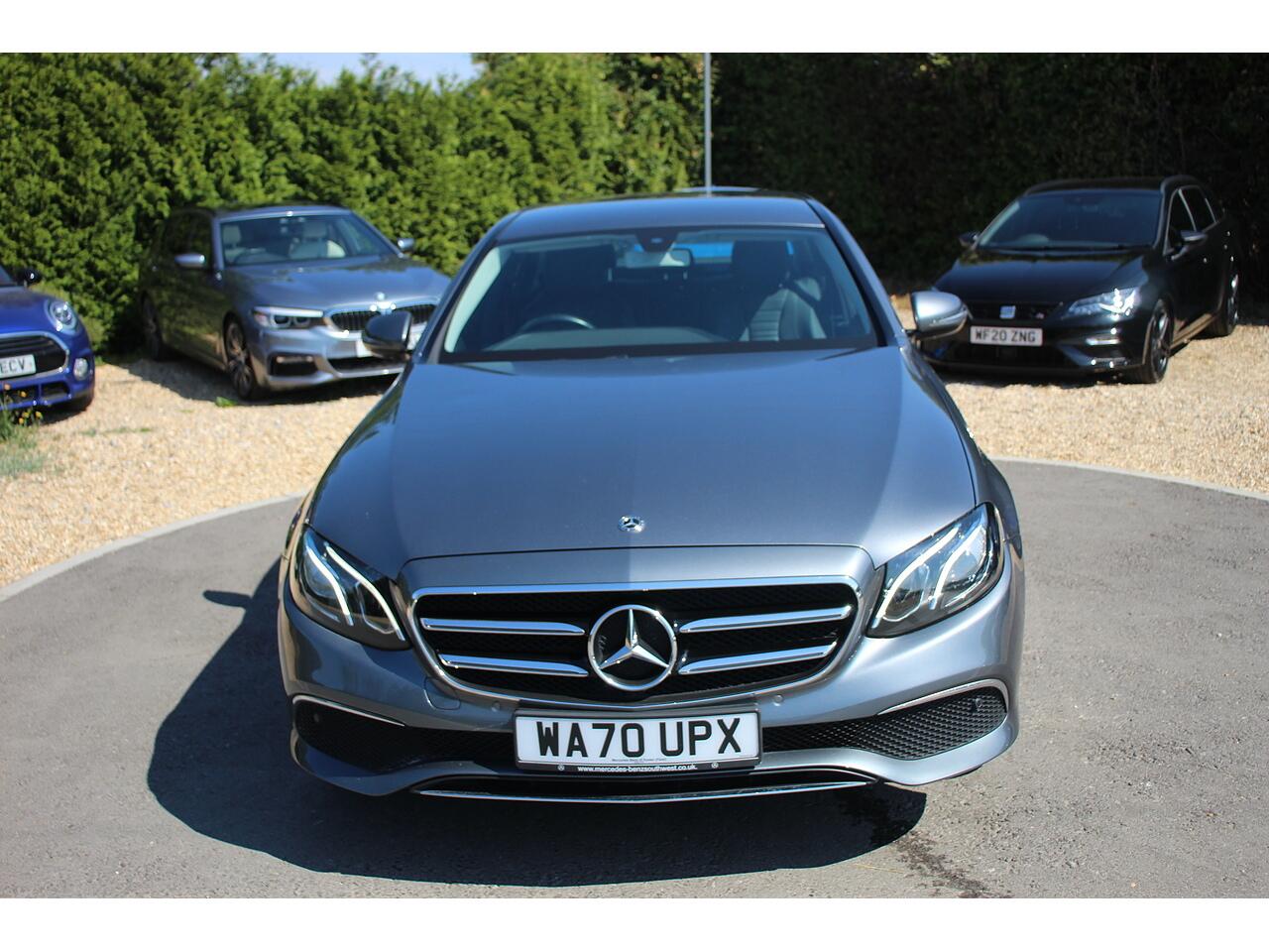 Mercedes-Benz E Class view 3