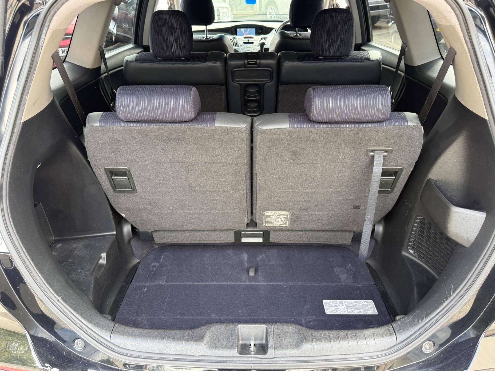Honda Odyssey - Image 48