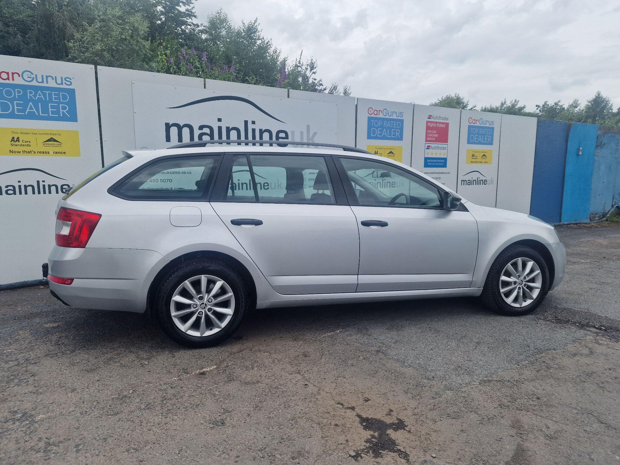 Skoda Octavia view 35