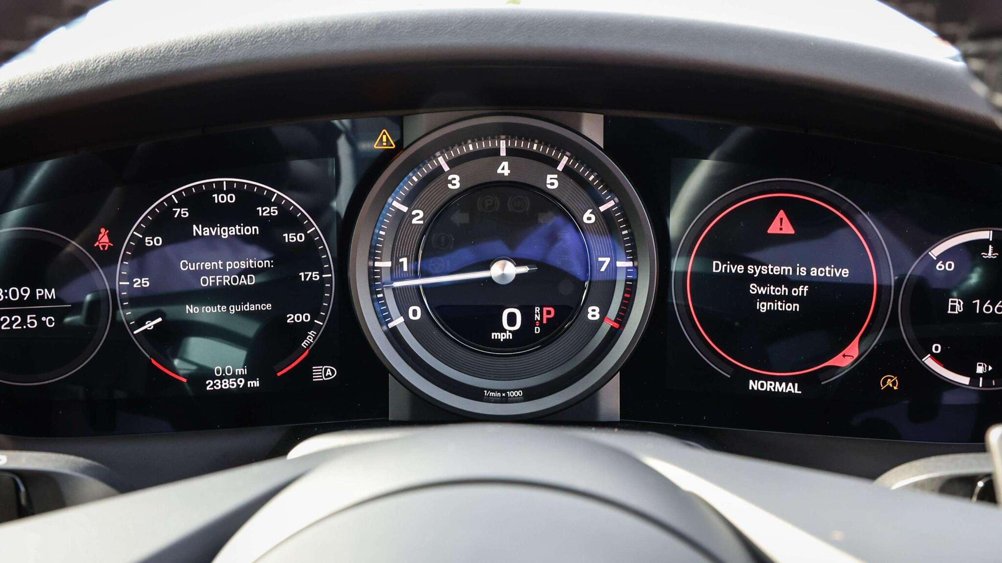 Porsche 911 view 18