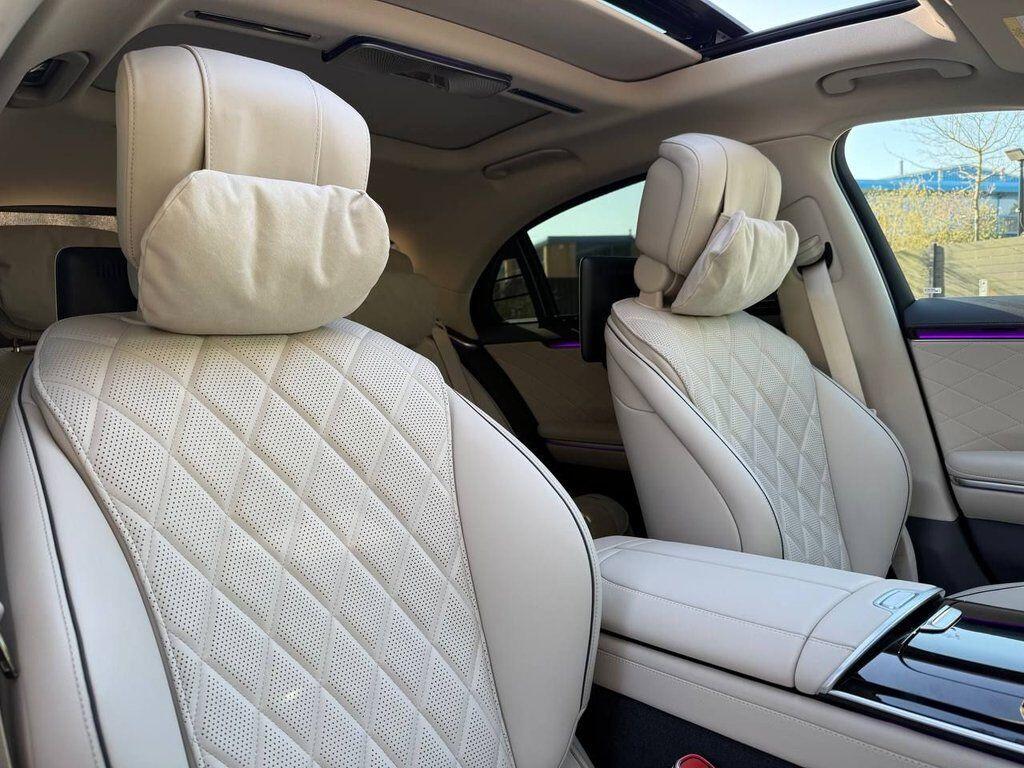 Mercedes-Benz S Class view 12
