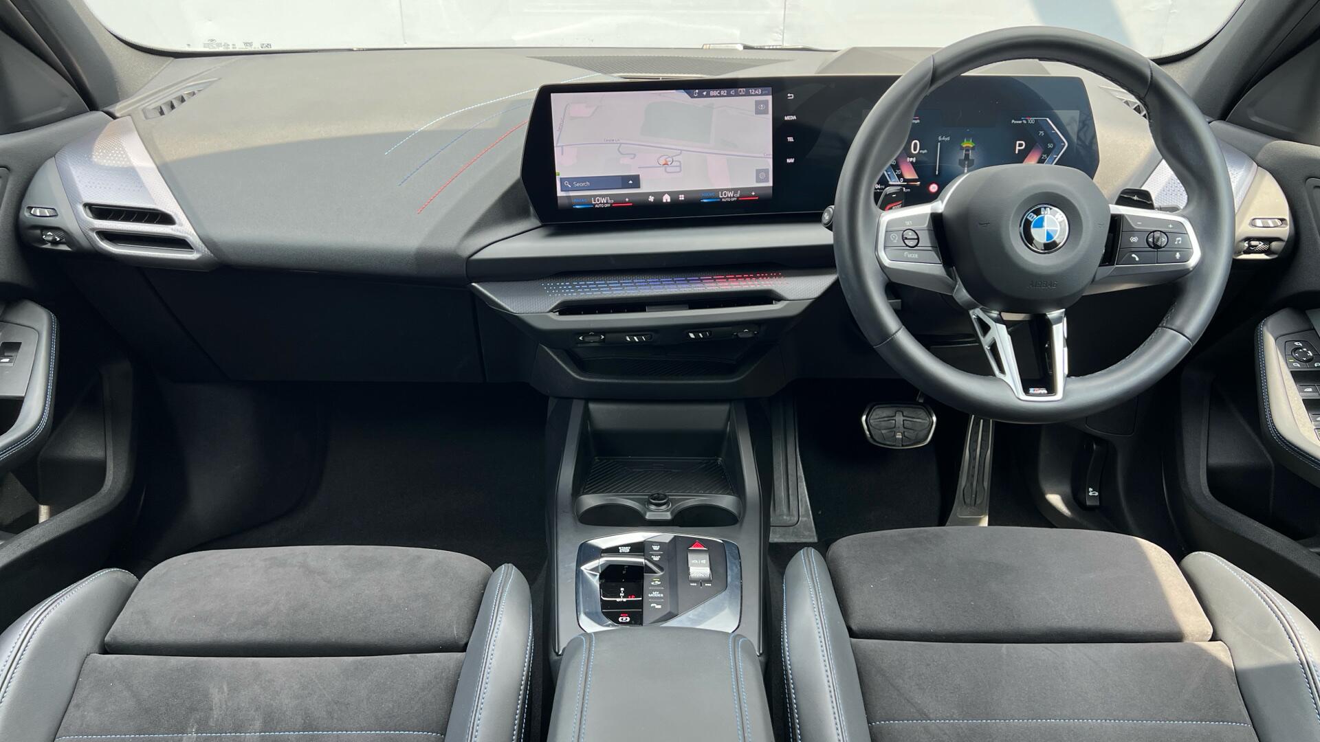 BMW 1 Series view 4