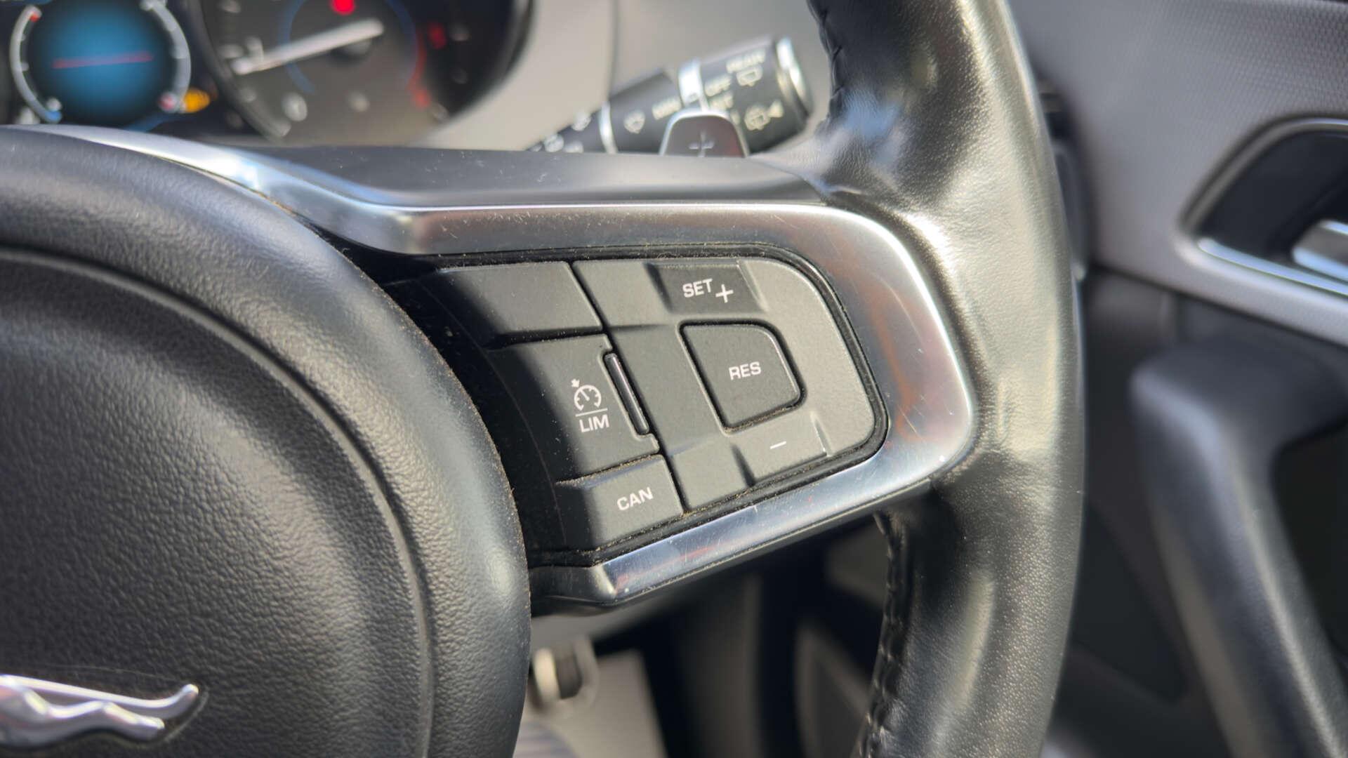 Jaguar F-Pace view 17