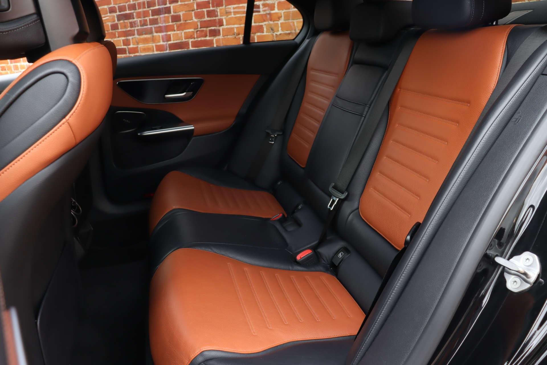 Mercedes-Benz C Class view 15