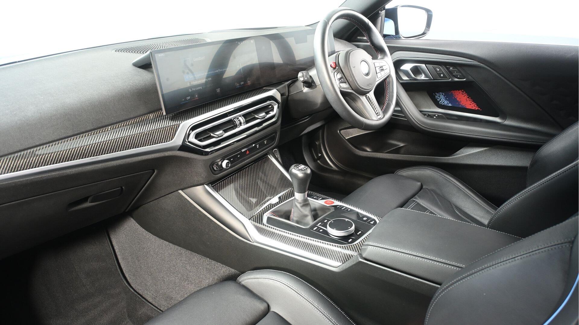 BMW M2 view 7