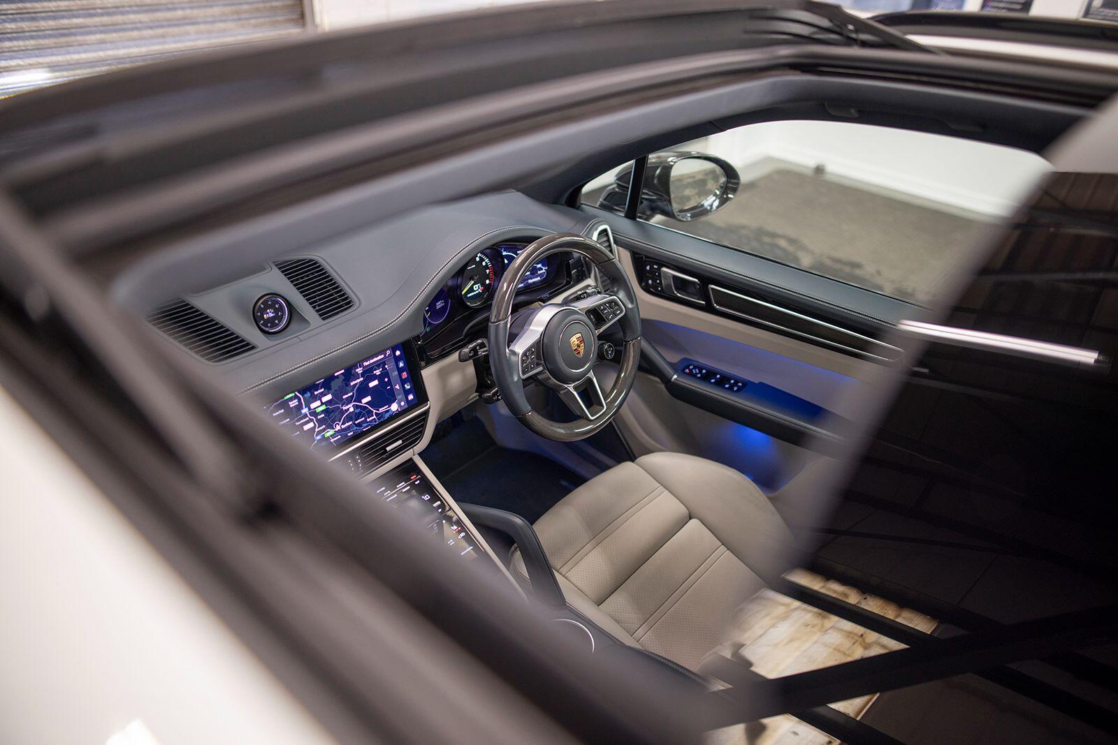 Porsche Cayenne view 82