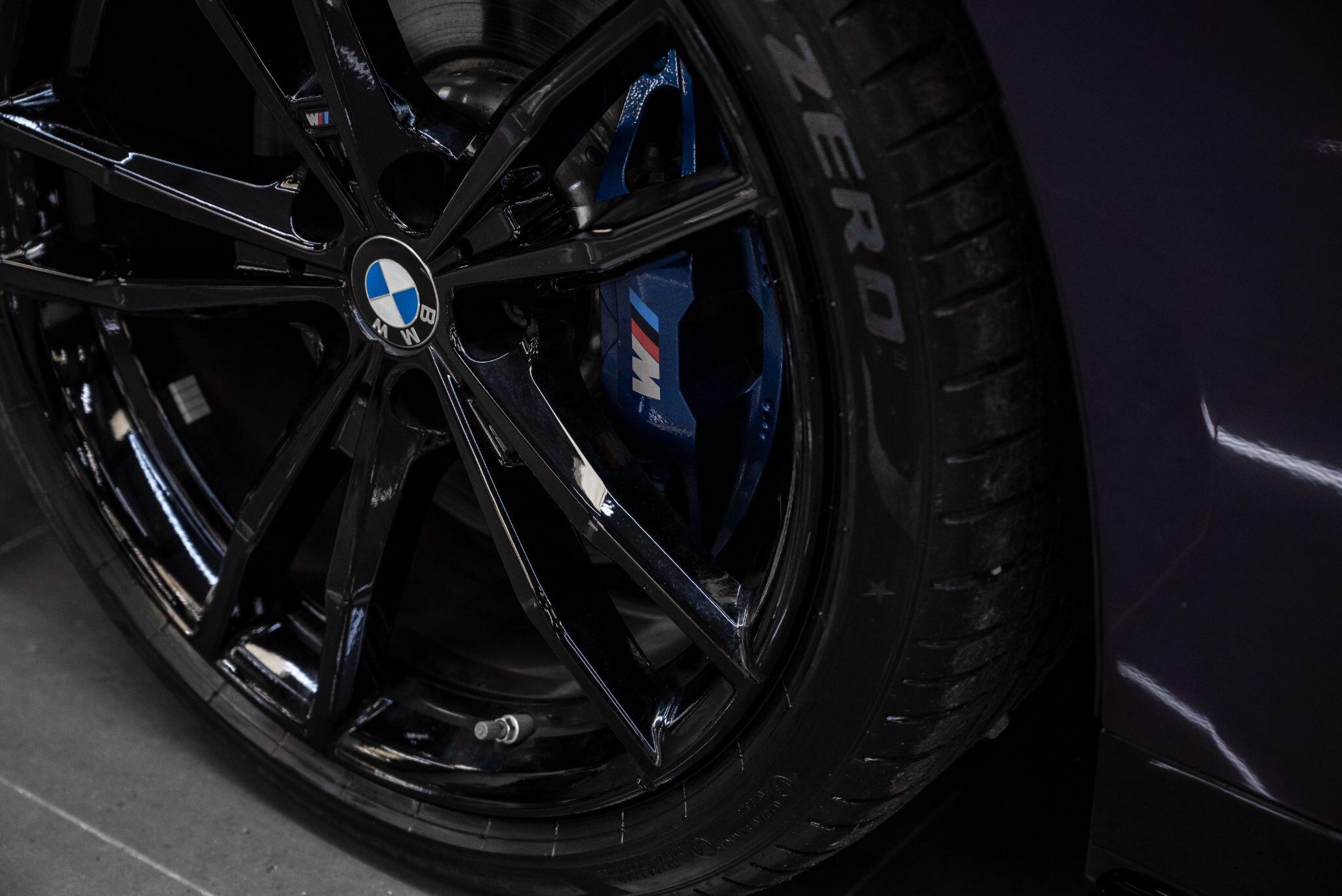 BMW 2 Series view 36