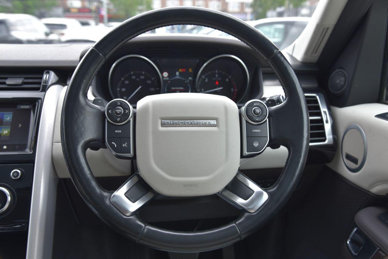 Land Rover Discovery view 31