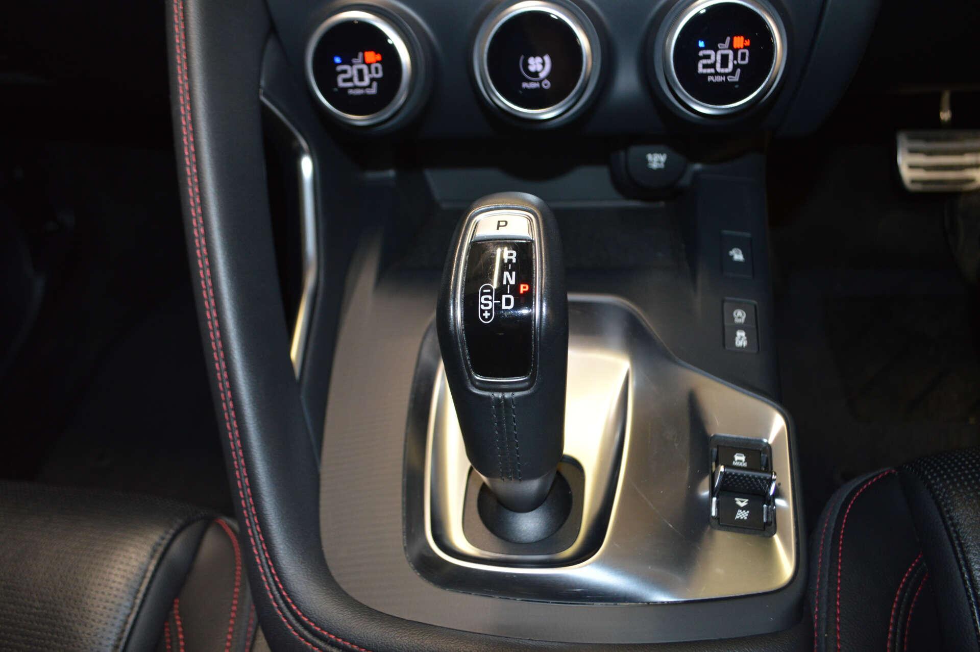 Jaguar E-Pace view 22