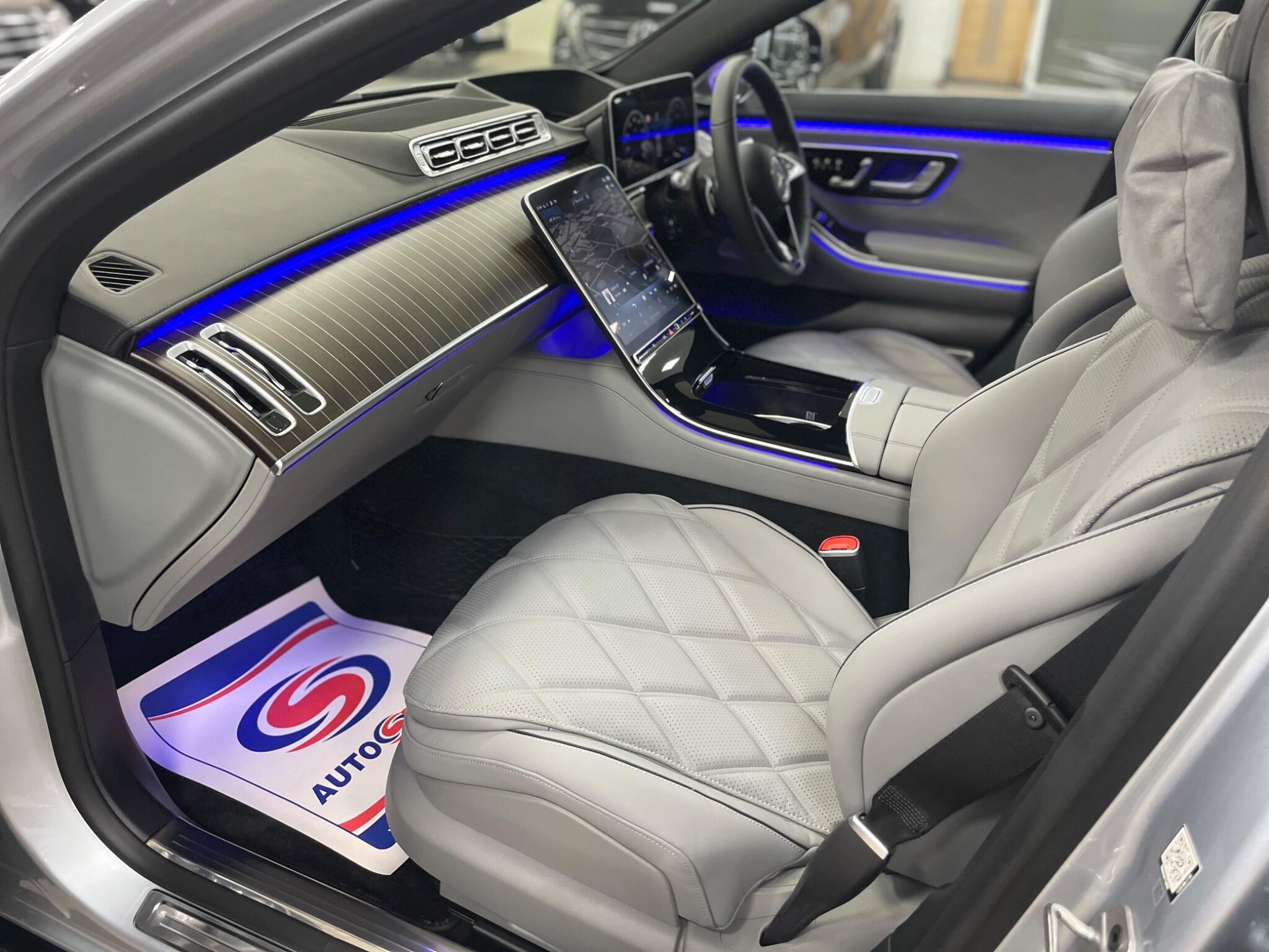 Mercedes-Benz S-Class view 85