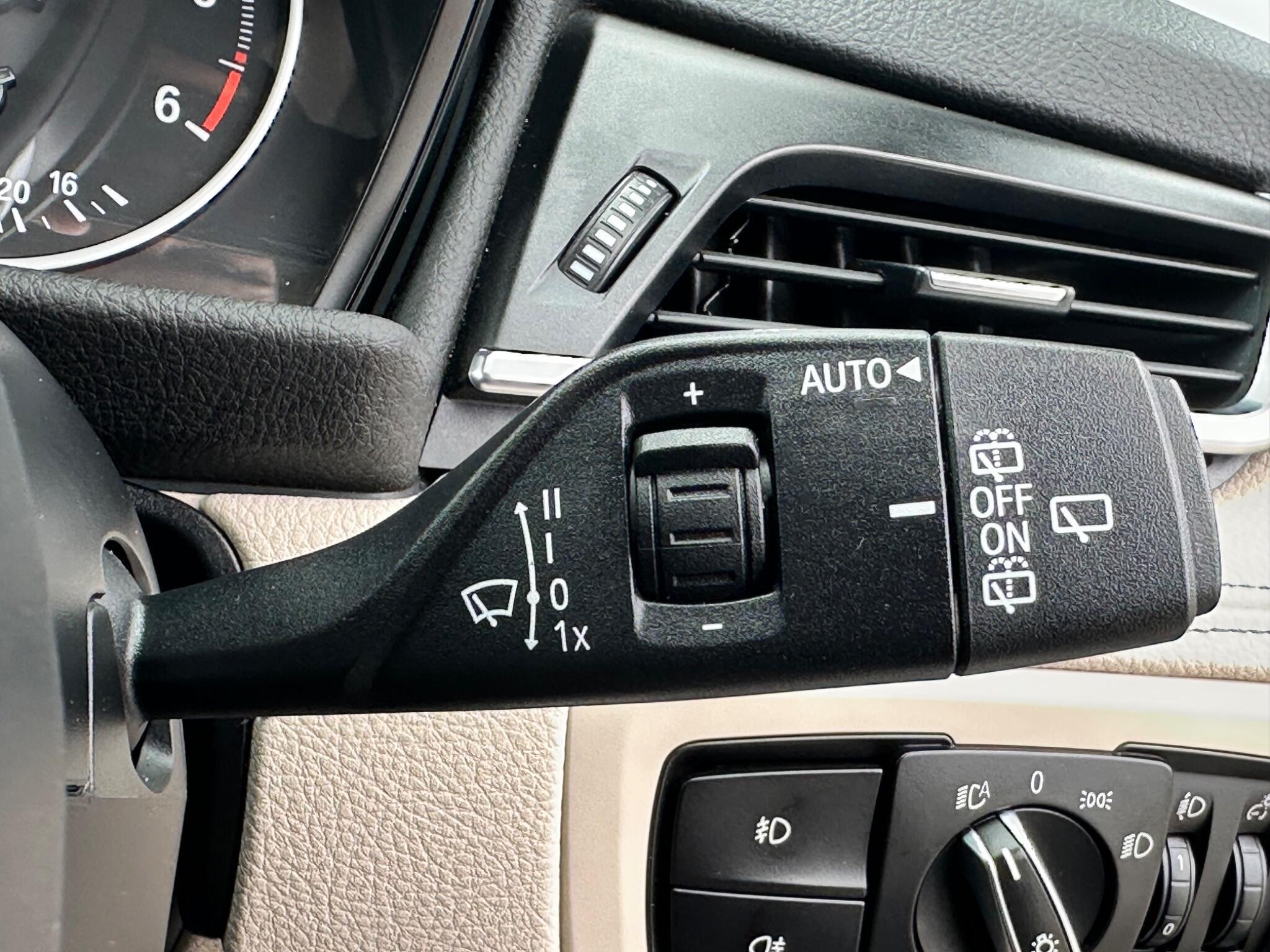 BMW 2 Series view 18
