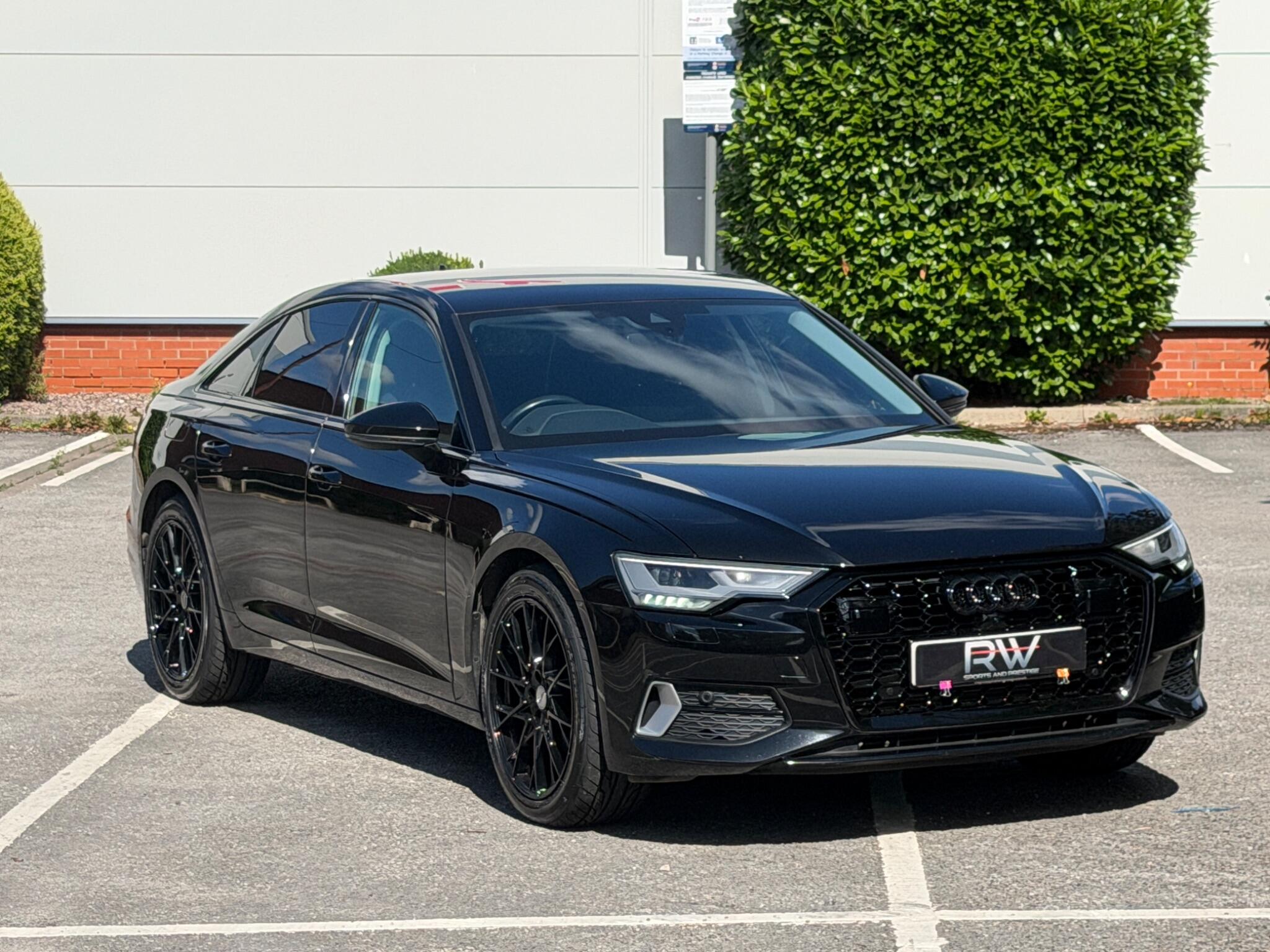 Audi A6 Saloon view 4
