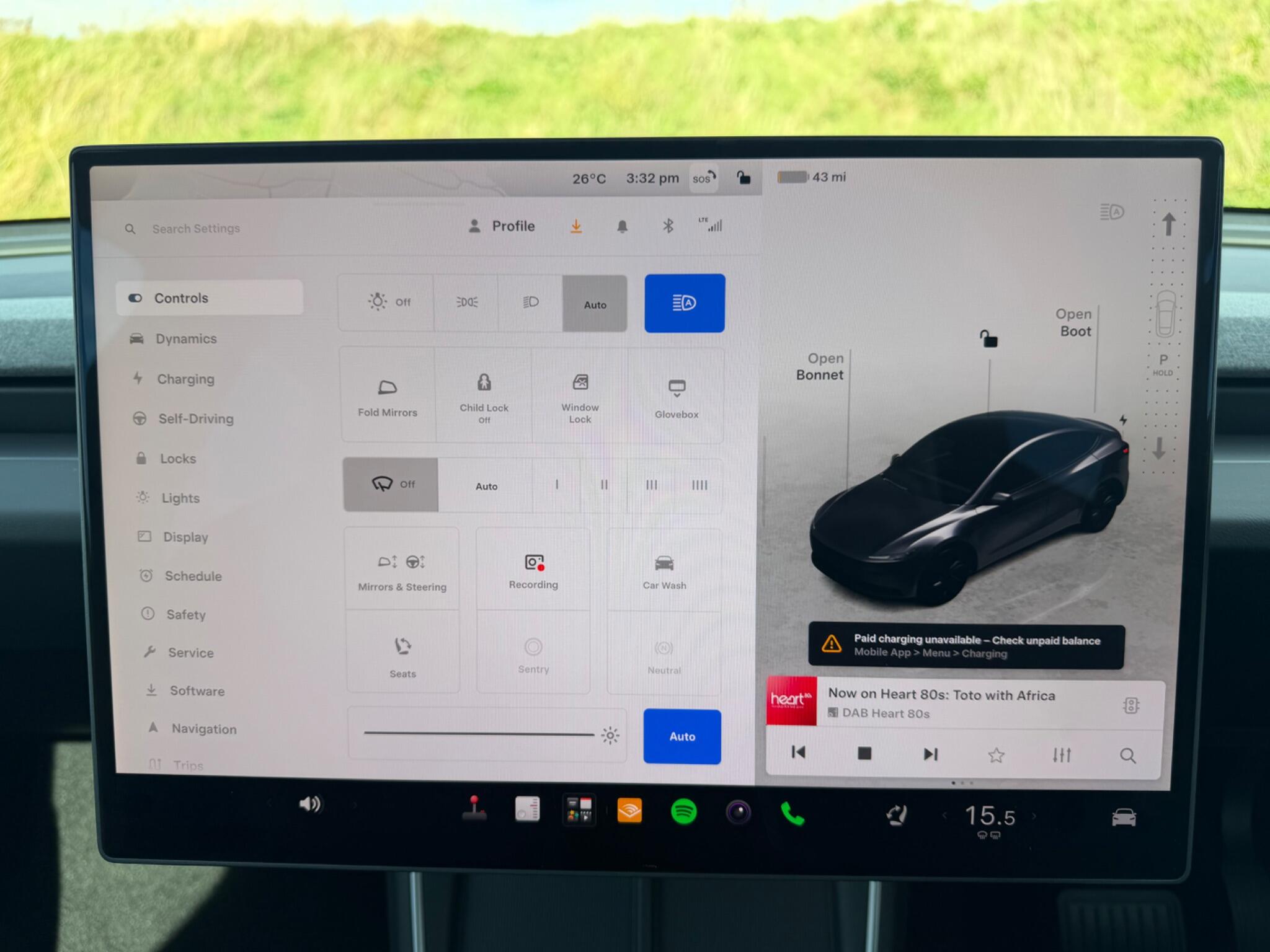 Tesla Model Y view 11