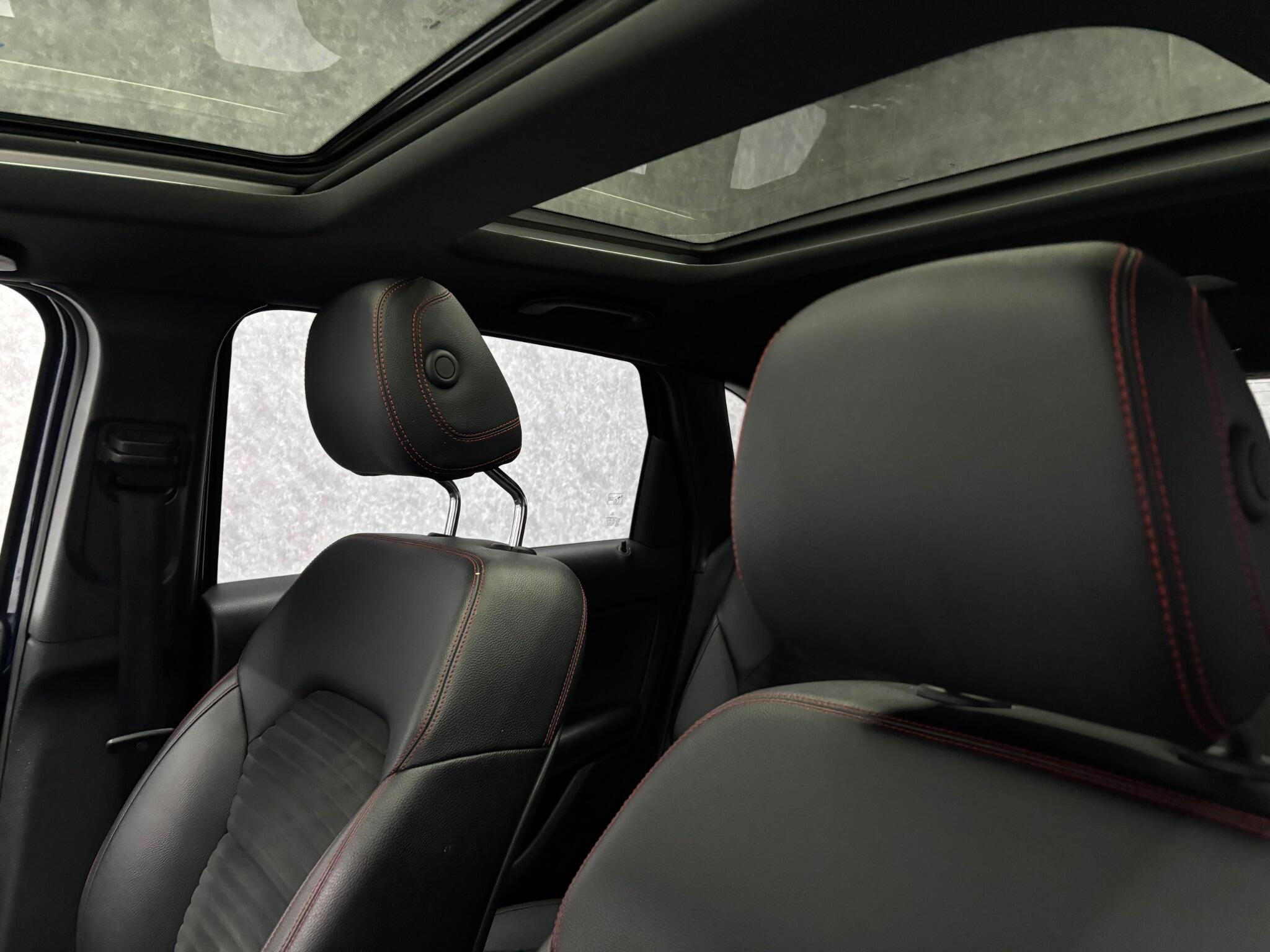 Mercedes-Benz B Class view 18