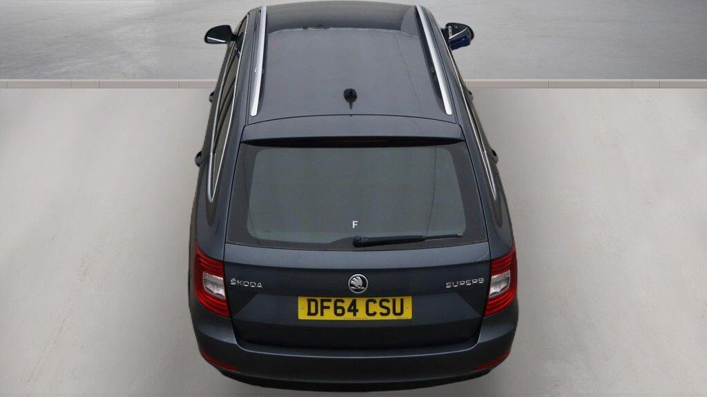 Skoda Superb view 15
