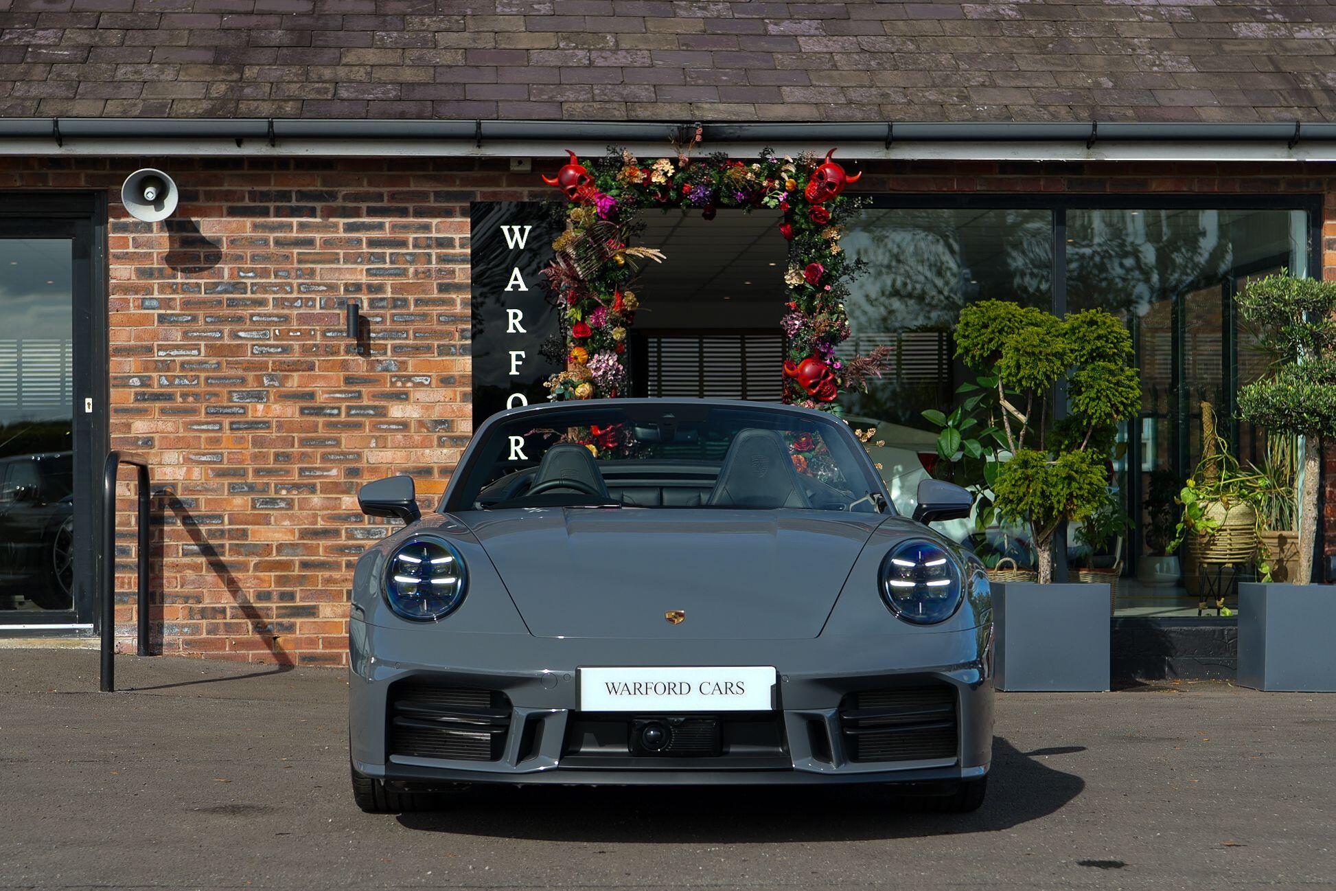 Porsche 911 view 2