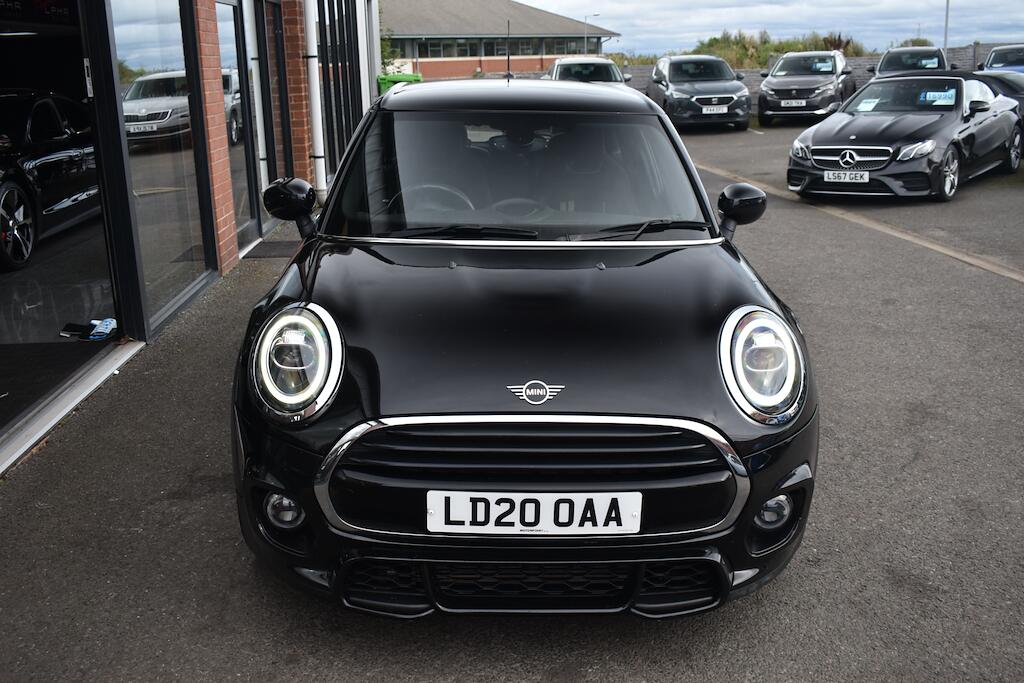 Mini Hatch view 3