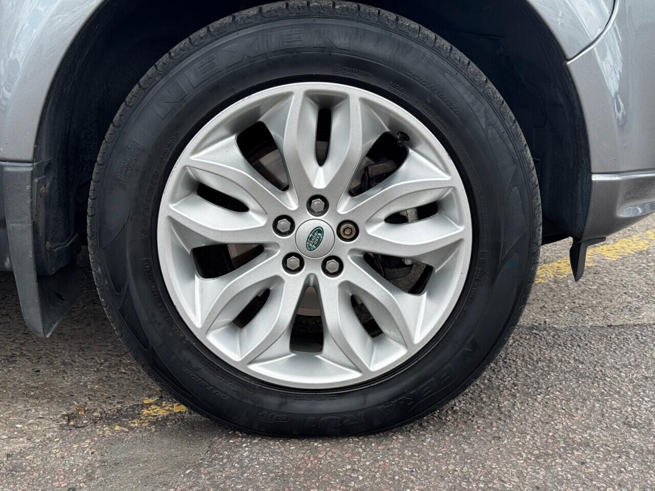 Land Rover Freelander view 24