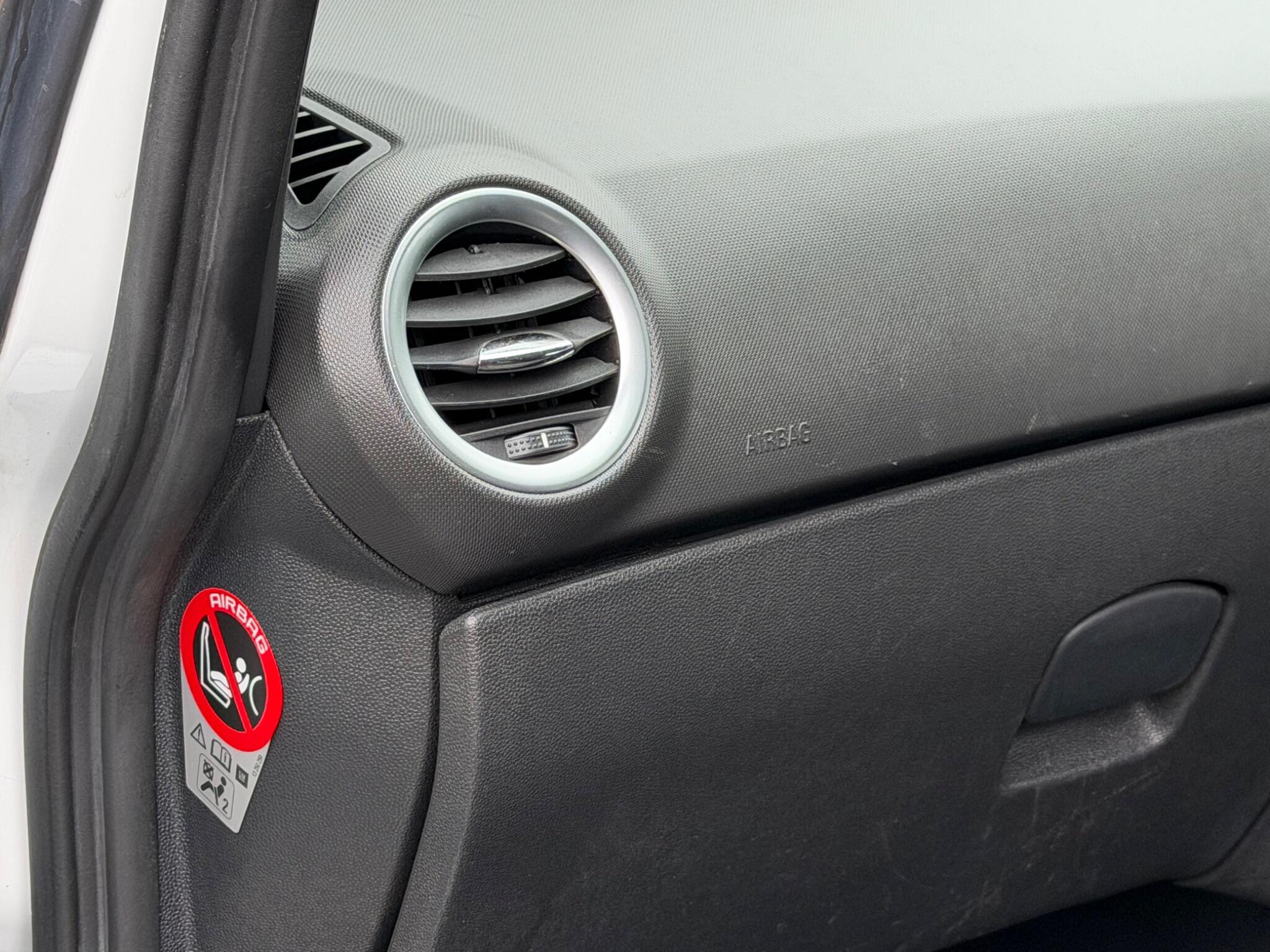 Vauxhall Corsa view 68