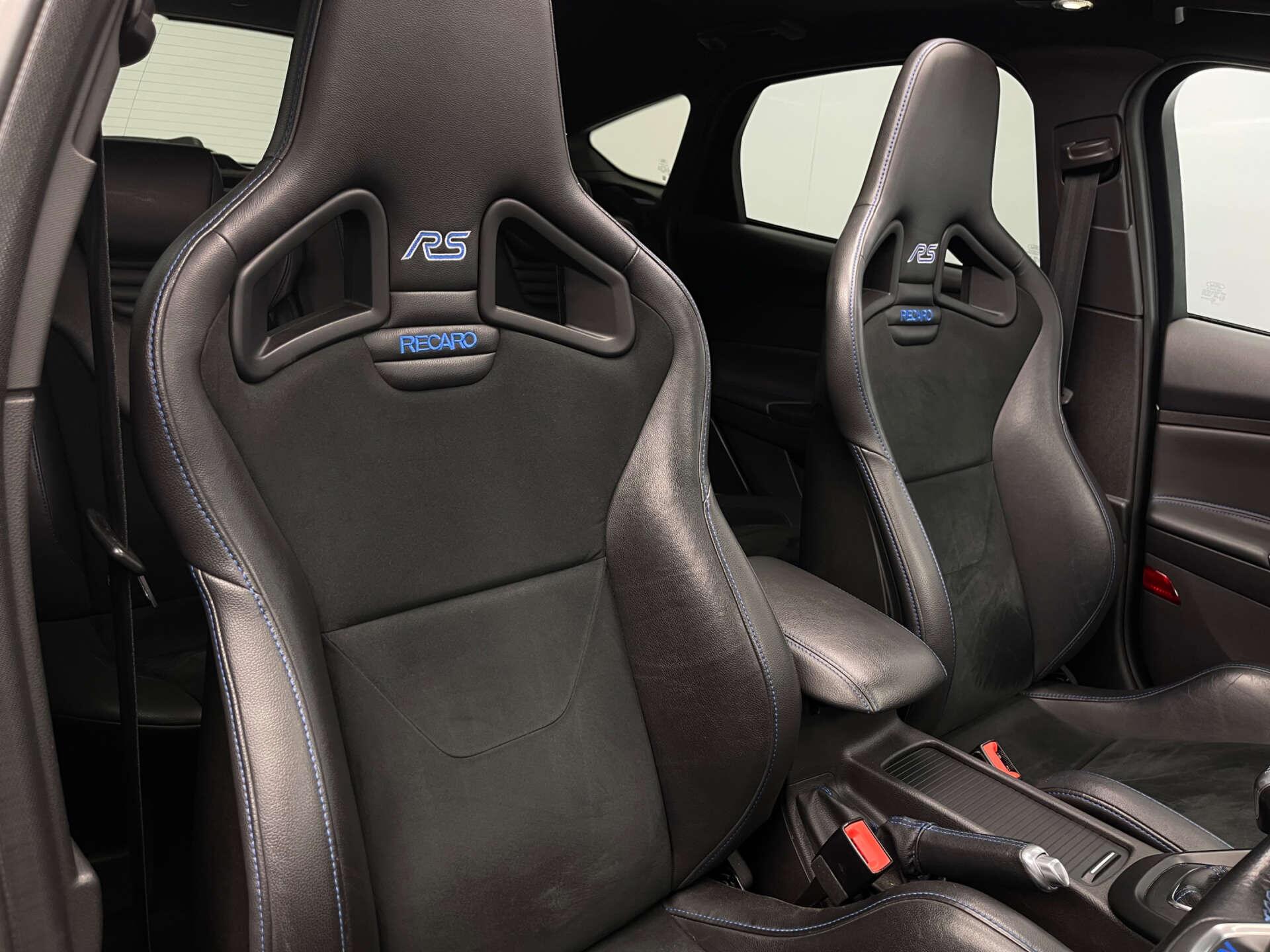 Ford Focus view 14