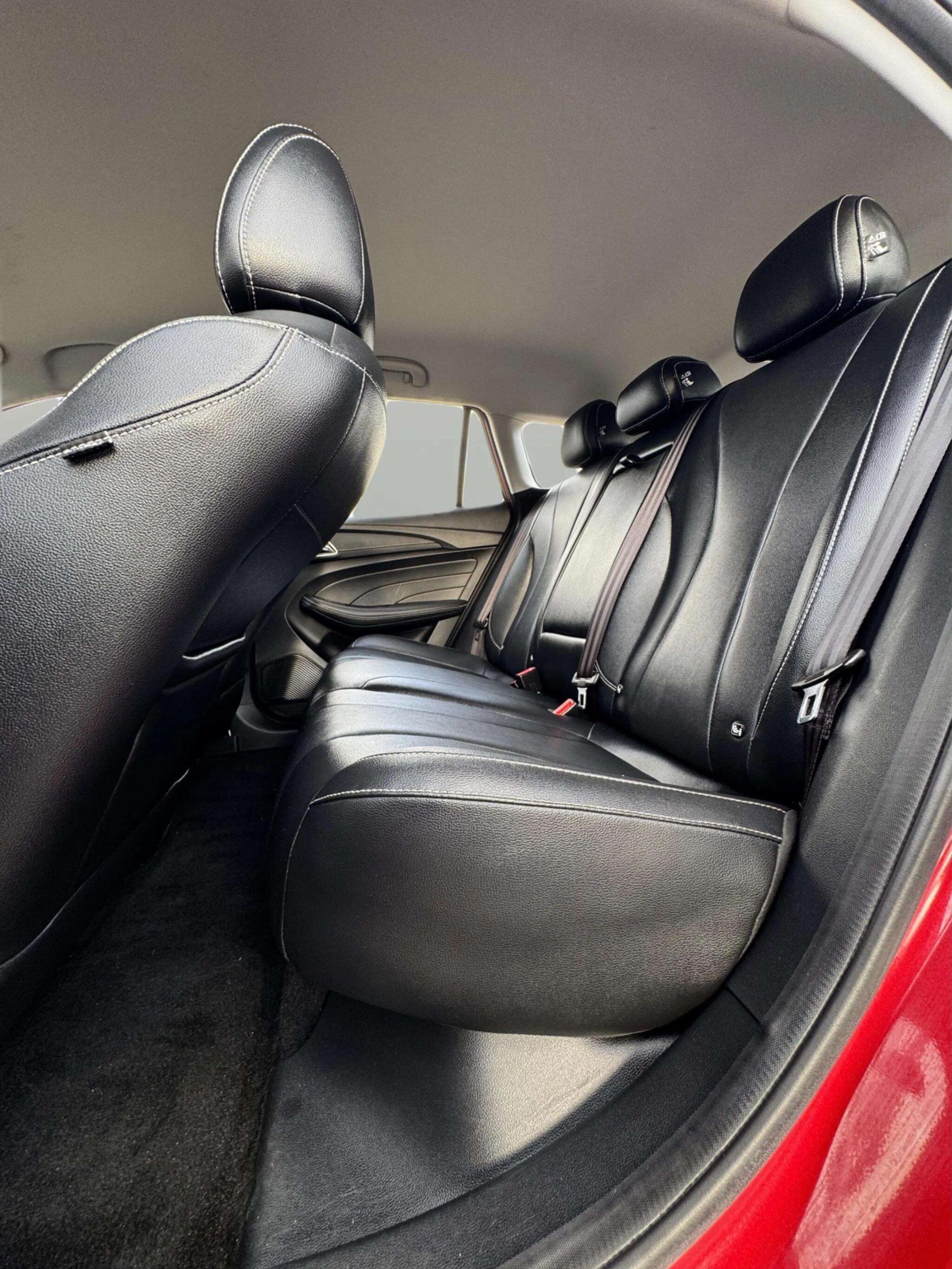 MG MG5 view 64
