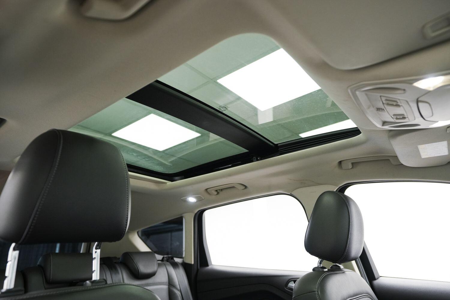 Ford Kuga view 11