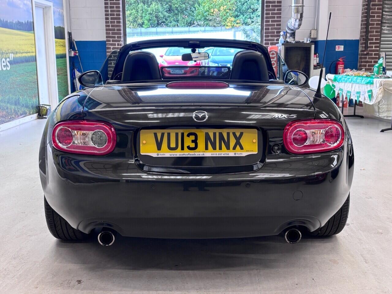 Mazda MX-5 view 6