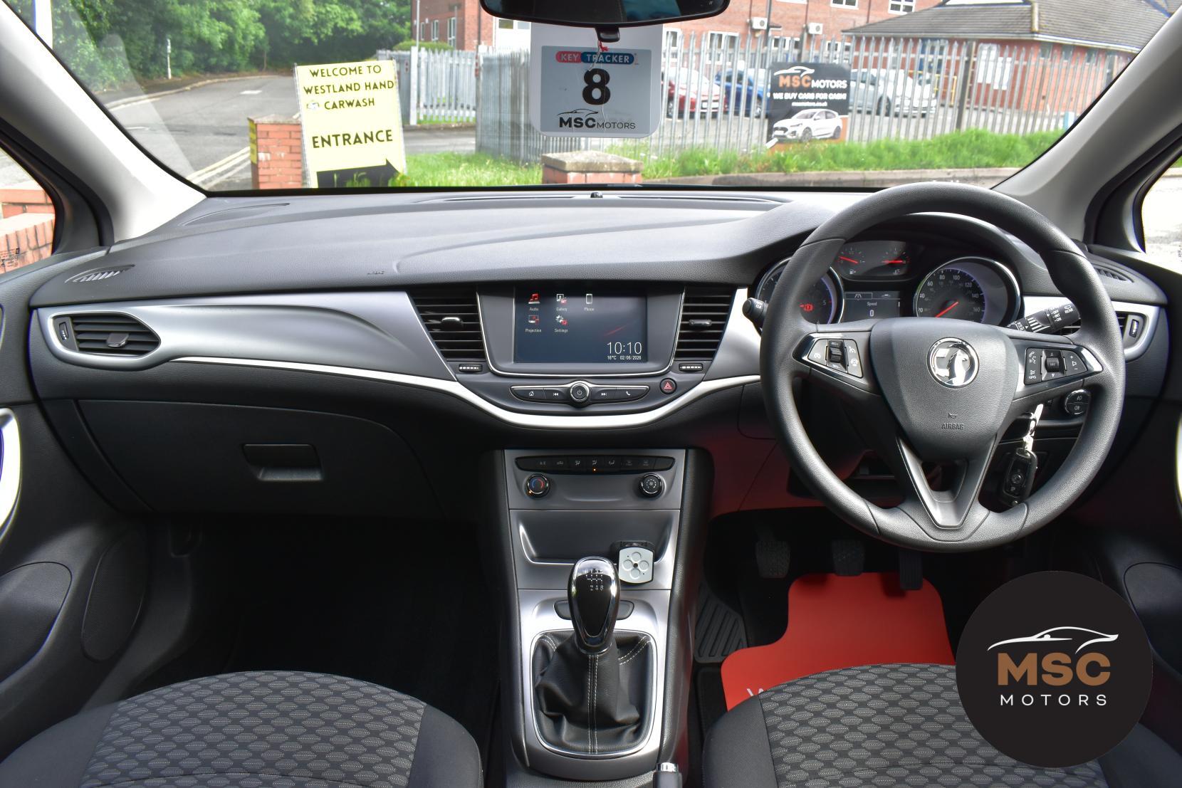 Vauxhall Astra view 40