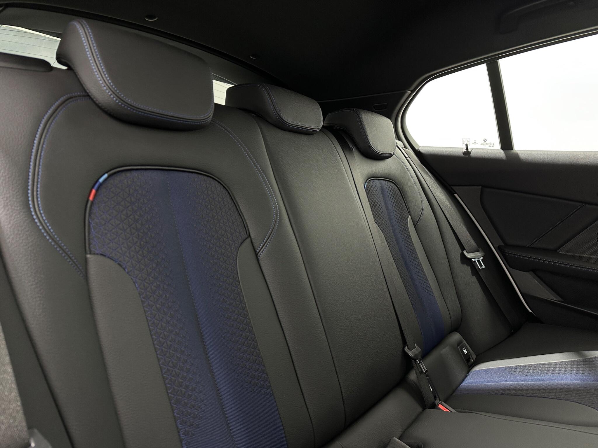 BMW 1 Series view 42