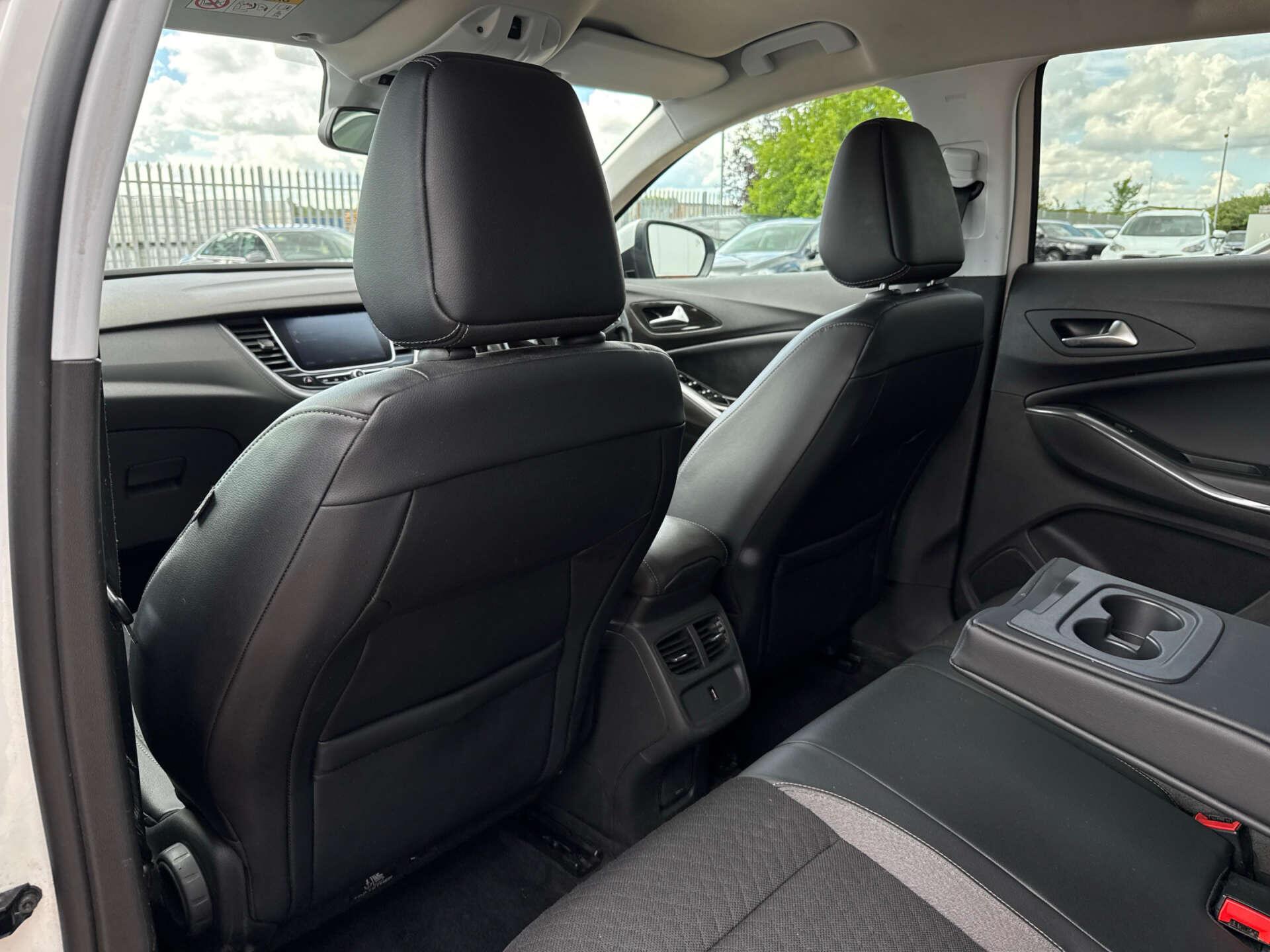 Vauxhall Grandland X view 33