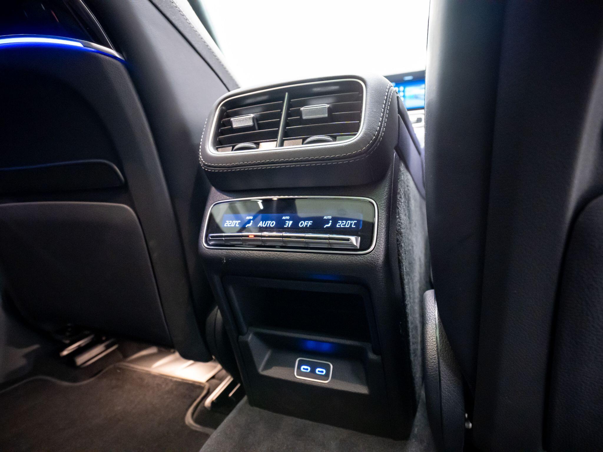 Mercedes-Benz GLE view 21