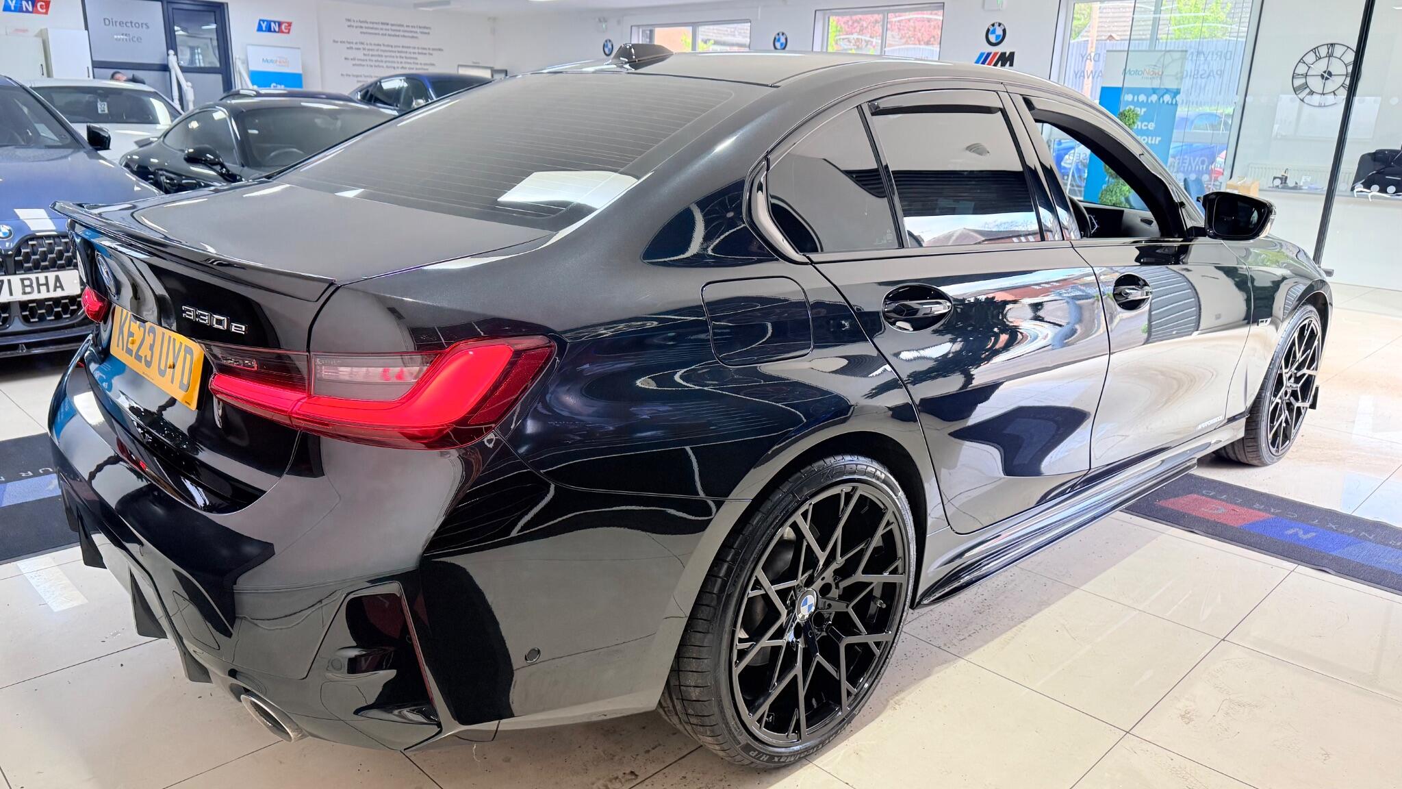 BMW 3 Series view 41