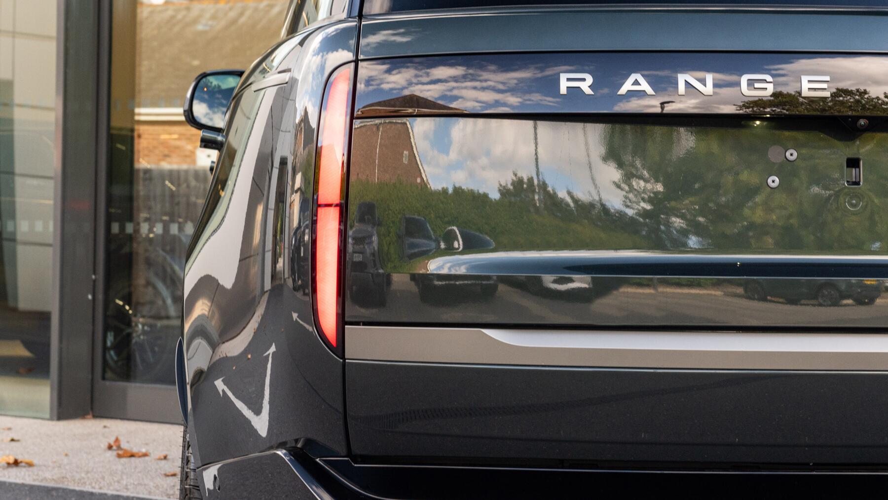 Land Rover Range Rover view 41