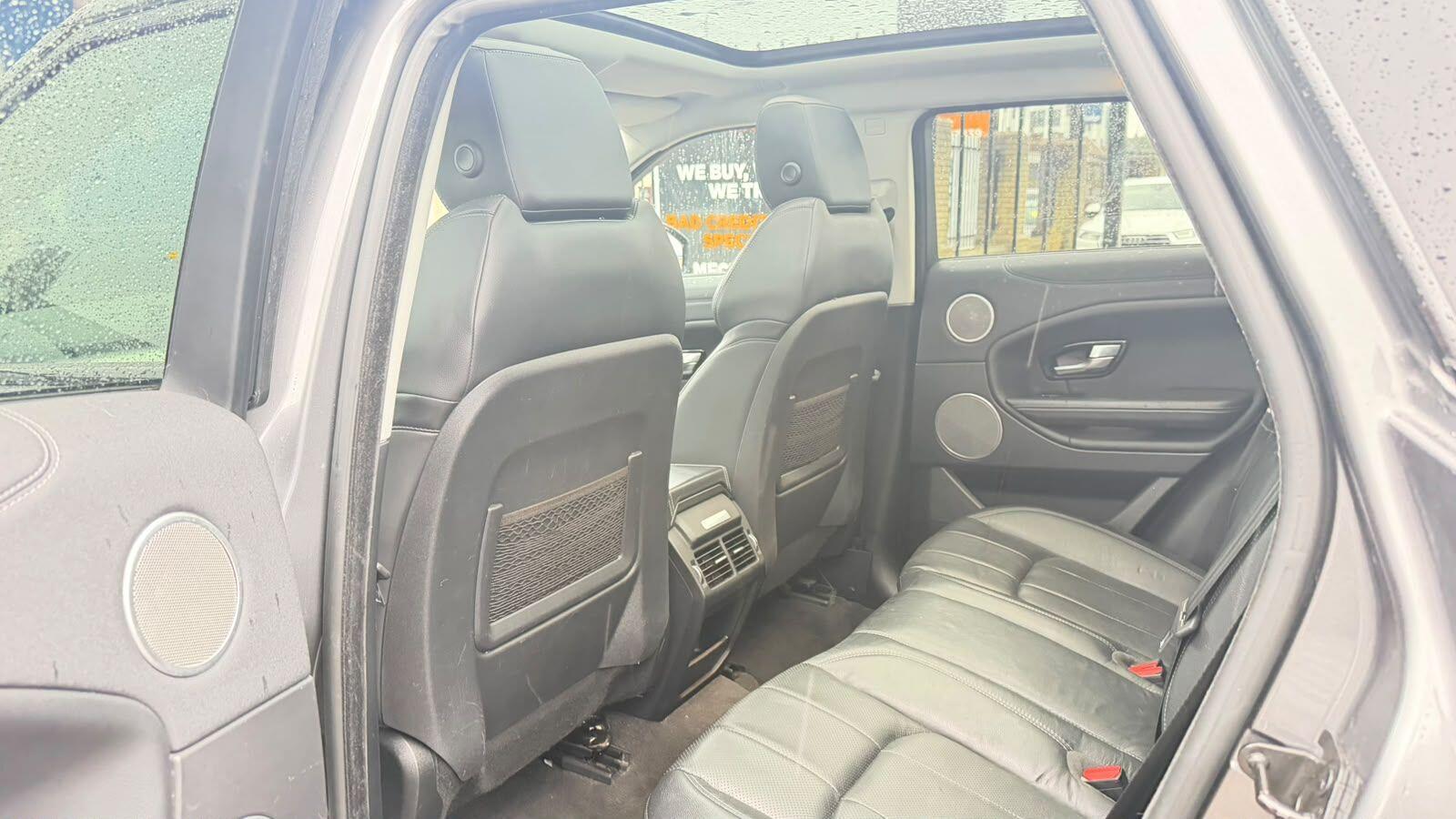 Land Rover Range Rover Evoque view 22