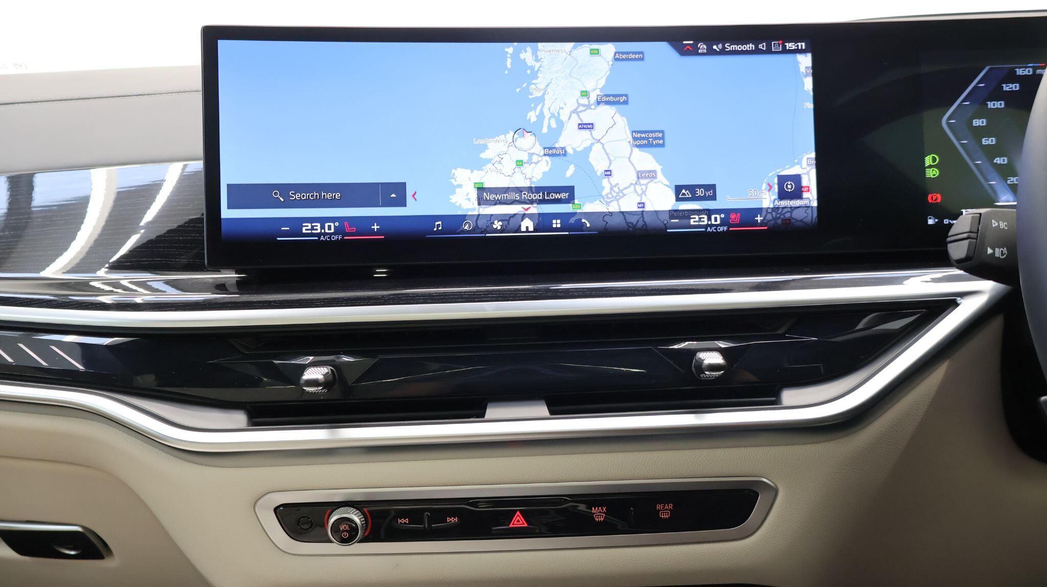 BMW X5 view 8