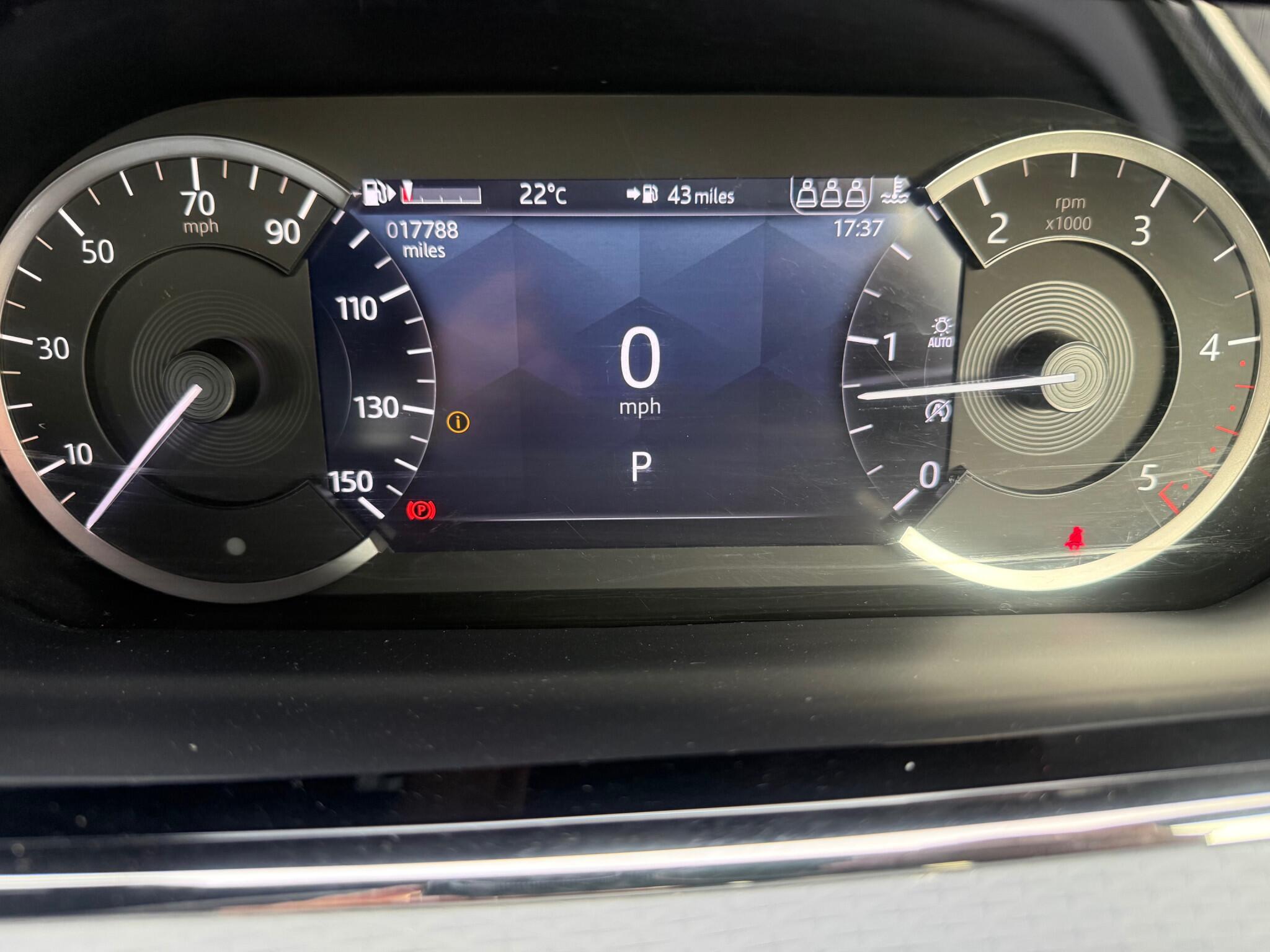 Land Rover Range Rover Evoque view 20