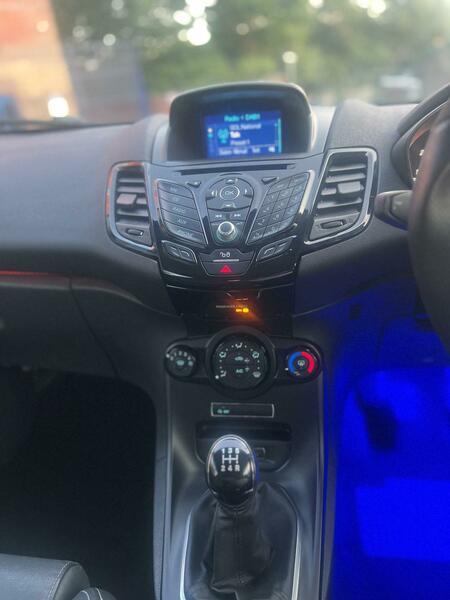 2016 Ford Fiesta 1.0T EcoBoost Zetec Euro 6 (s/s) 3dr • 83,190 miles image 14