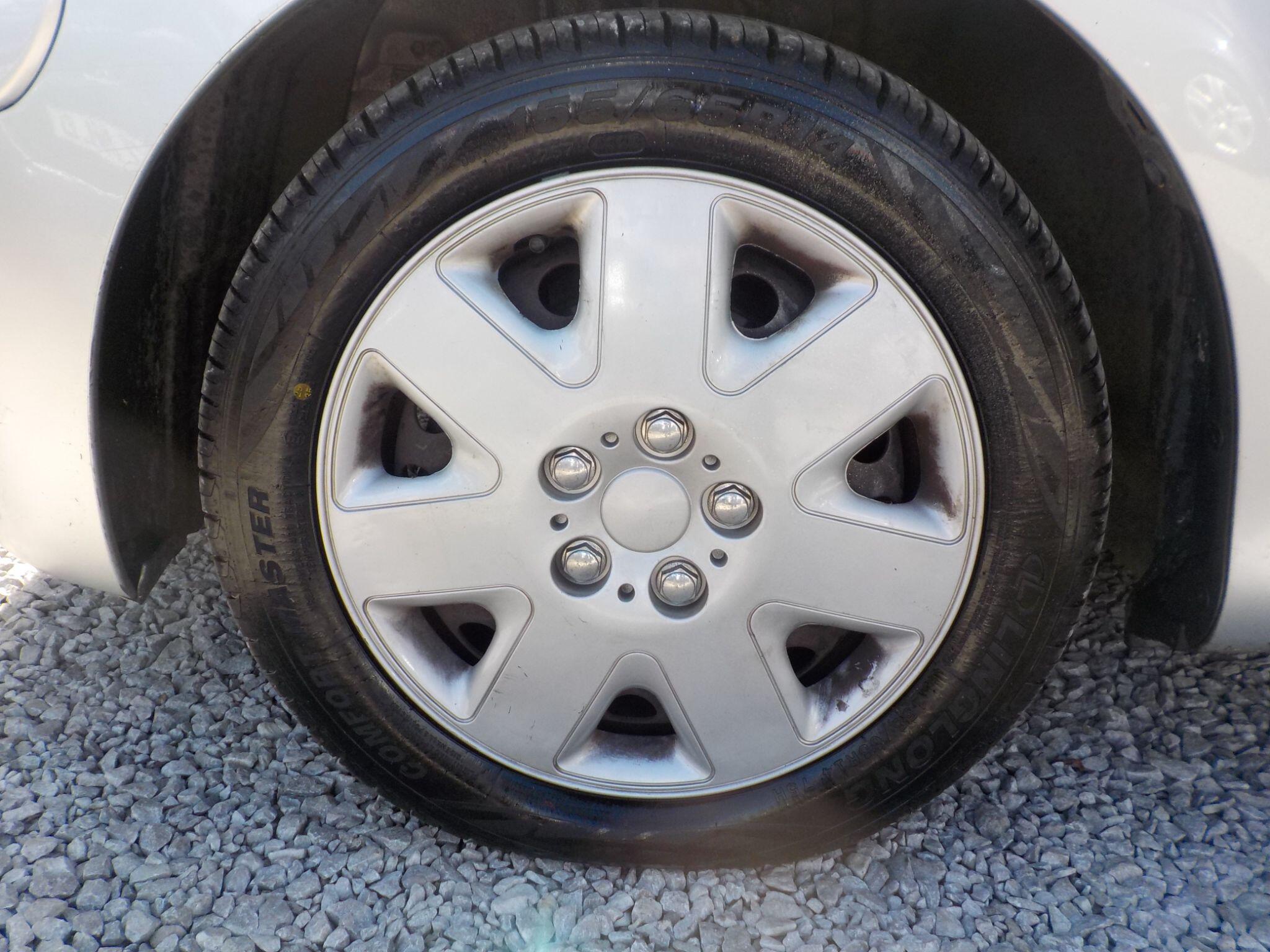 Toyota AYGO 1.0 VVT-i Ice Euro 5 3dr